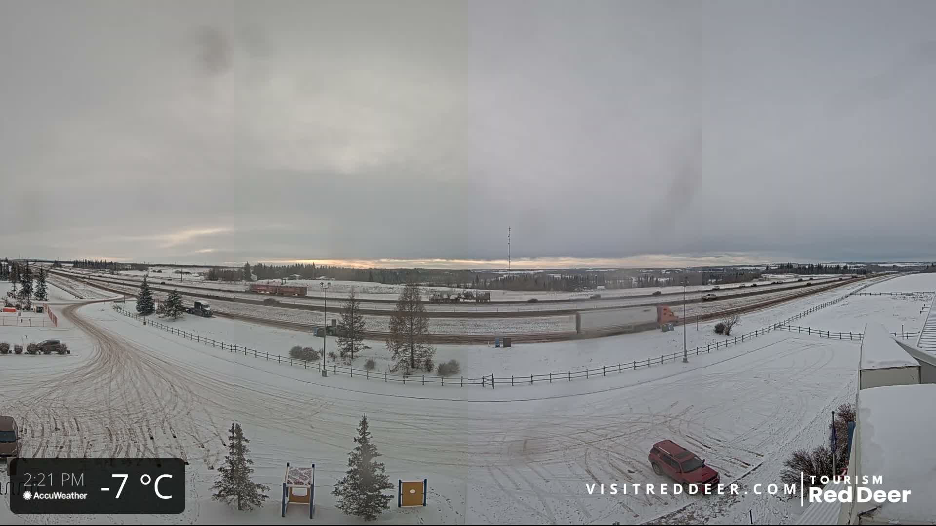 Red Deer Queen Elizabeth 2 Highway & Red Deer Plain Skyline Live Cam - City Of Red Deer, Red Deer County, Alberta, Canada