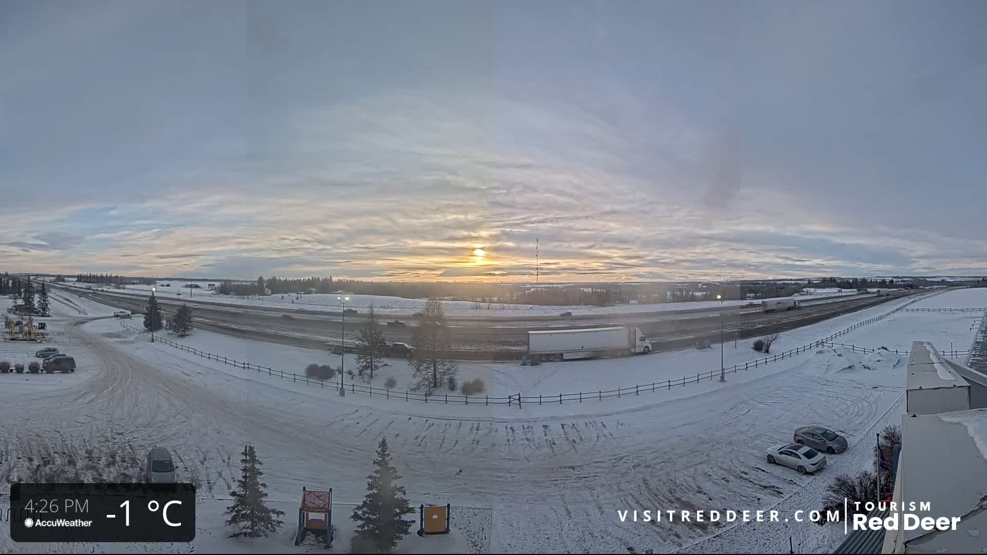 Red Deer Queen Elizabeth 2 Highway & Red Deer Plain Skyline Live Cam - City Of Red Deer, Red Deer County, Alberta, Canada