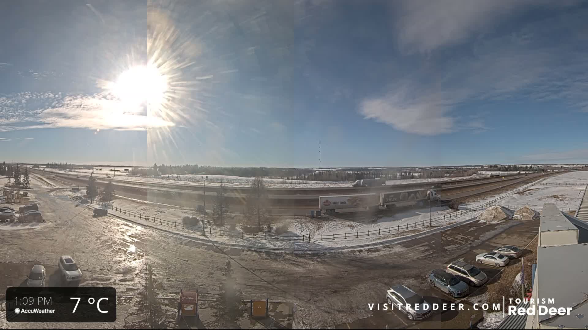 Red Deer Queen Elizabeth 2 Highway & Red Deer Plain Skyline Live Cam - City Of Red Deer, Red Deer County, Alberta, Canada