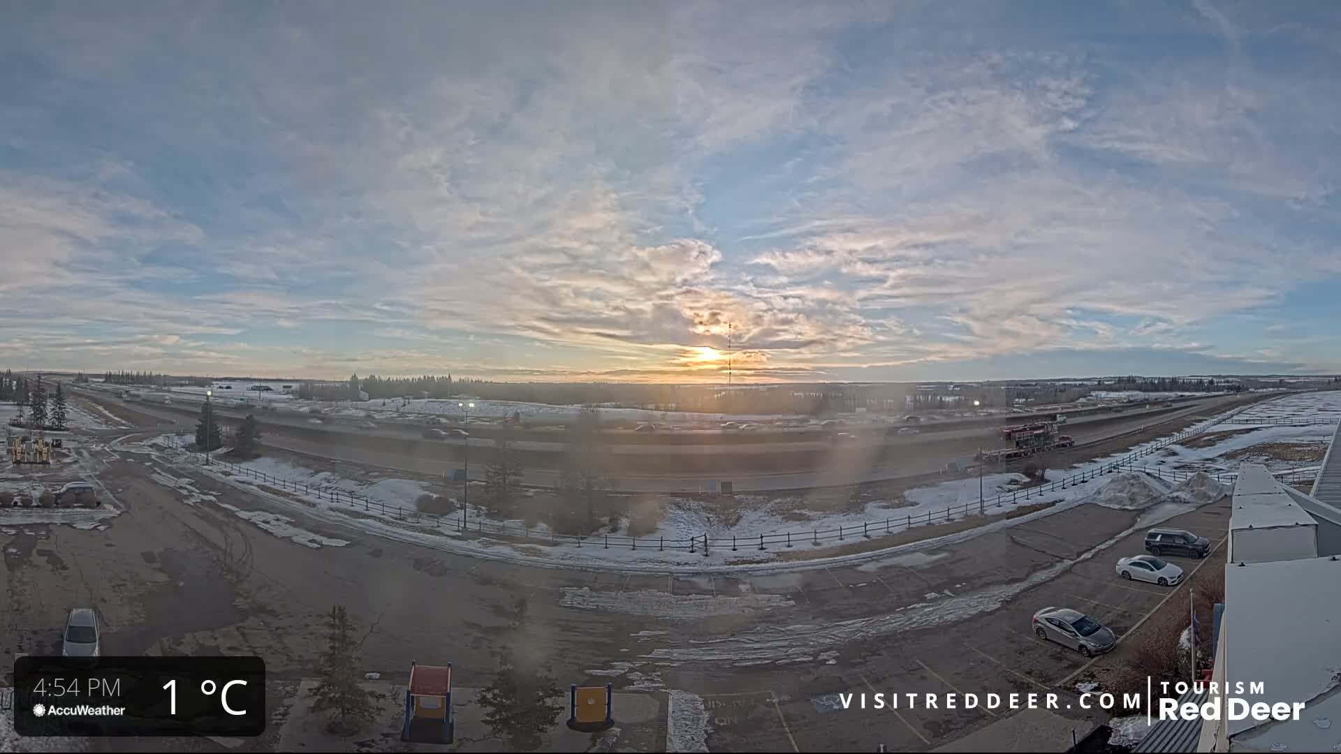 Red Deer Queen Elizabeth 2 Highway & Red Deer Plain Skyline Live Cam - City Of Red Deer, Red Deer County, Alberta, Canada
