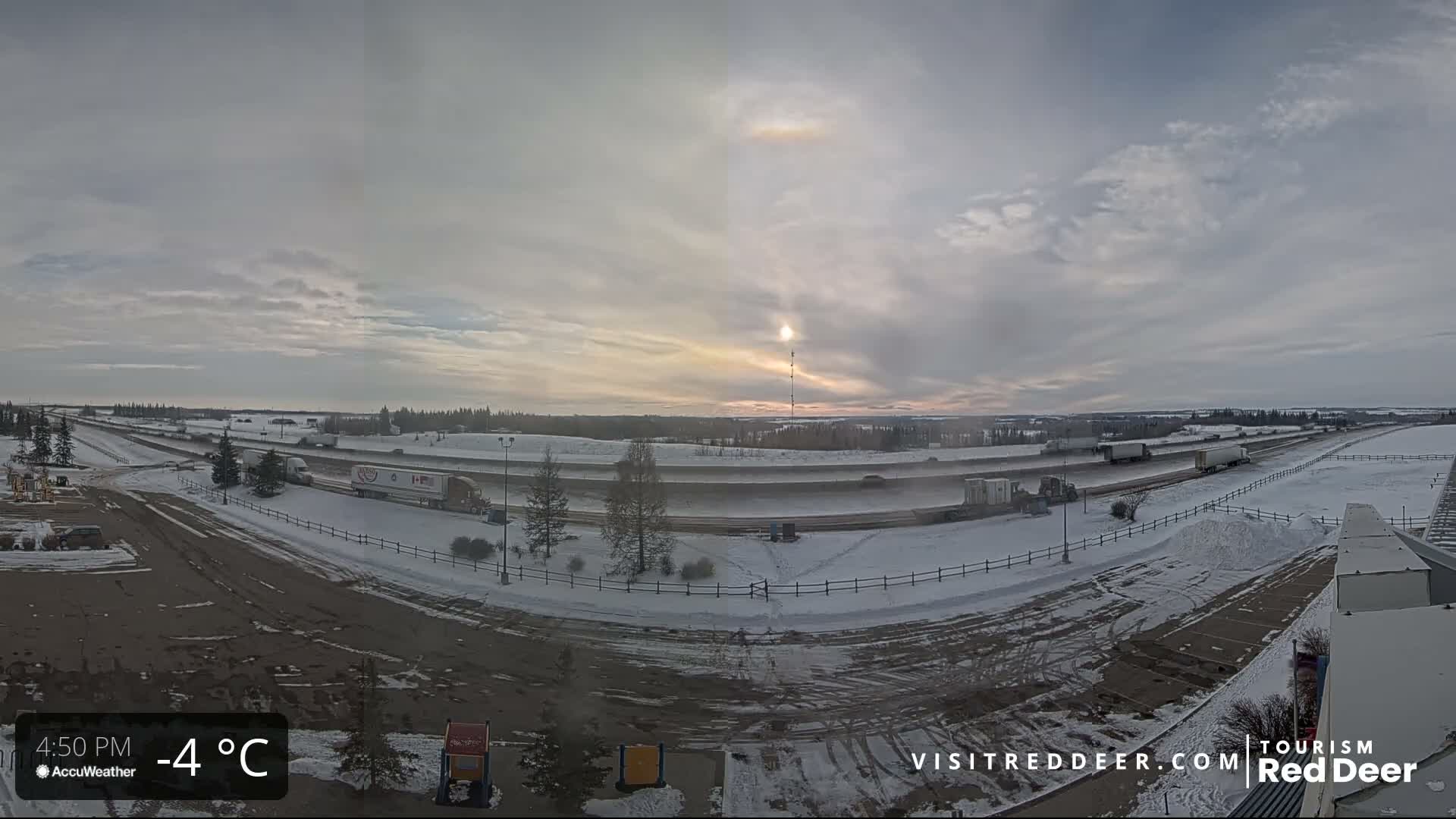 Red Deer Queen Elizabeth 2 Highway & Red Deer Plain Skyline Live Cam - City Of Red Deer, Red Deer County, Alberta, Canada