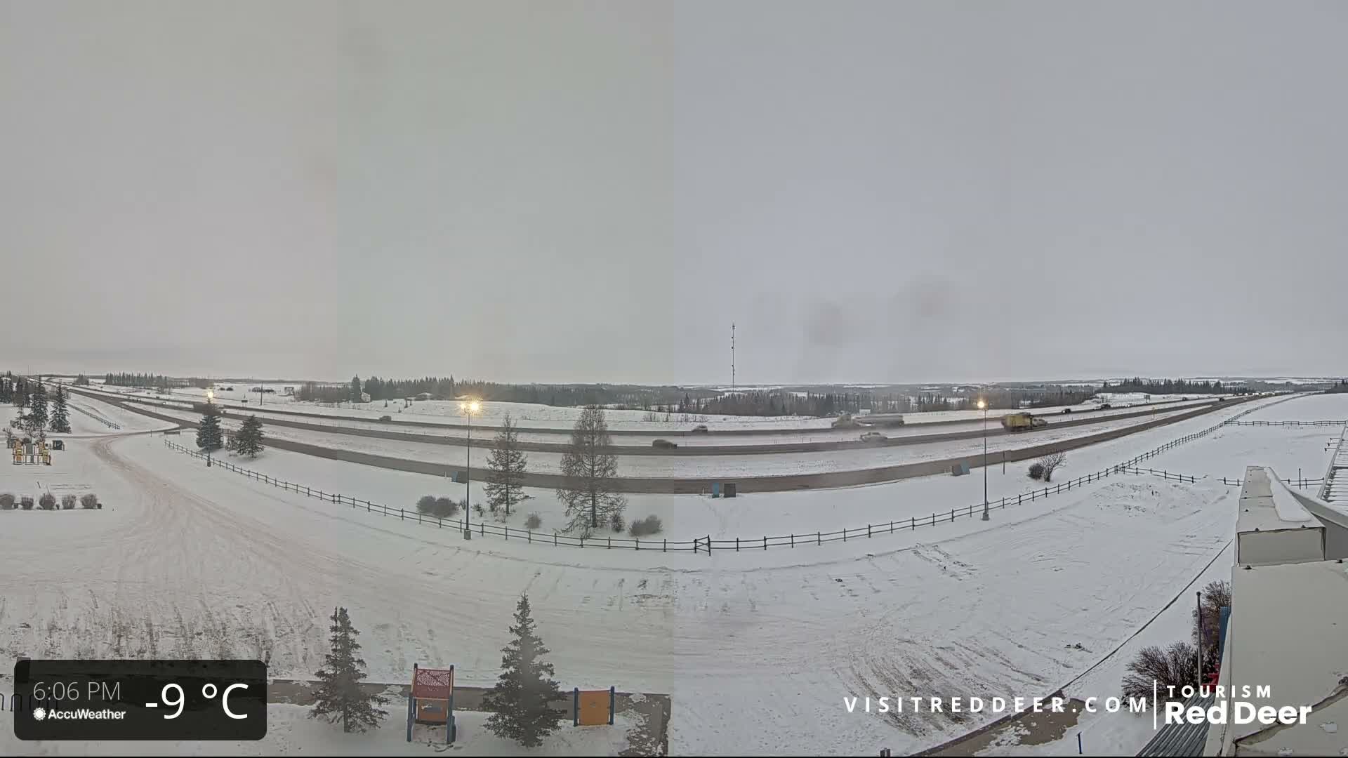 Red Deer Queen Elizabeth 2 Highway & Red Deer Plain Skyline Live Cam - City Of Red Deer, Red Deer County, Alberta, Canada