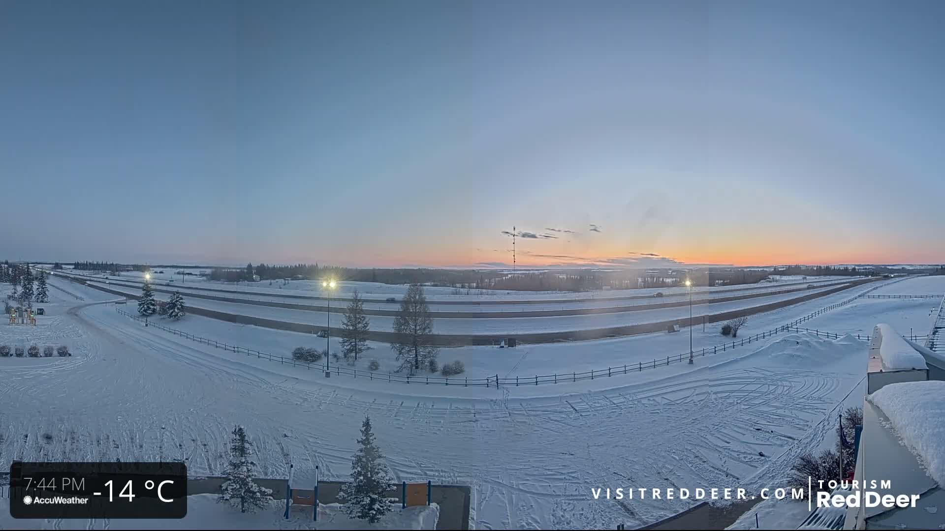Red Deer Queen Elizabeth 2 Highway & Red Deer Plain Skyline Live Cam - City Of Red Deer, Red Deer County, Alberta, Canada