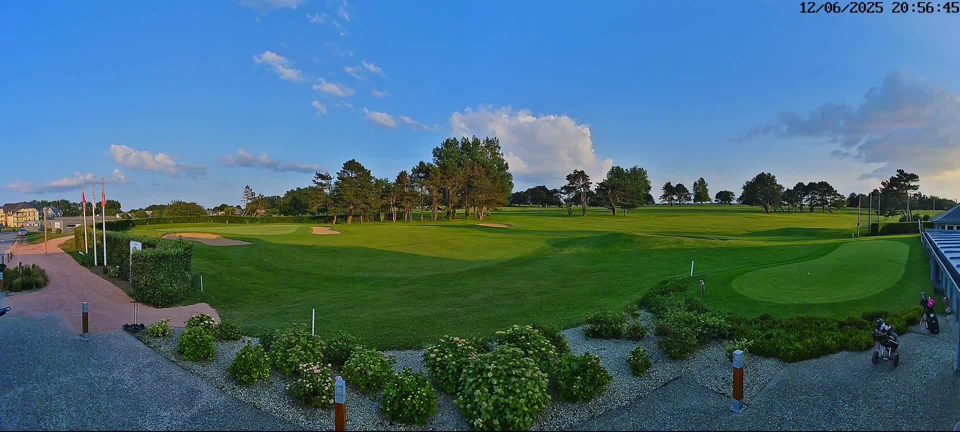 Golf de Dieppe Golf Pourville Court Live Cam - Dieppe, Seine-Maritime, Normandie, France