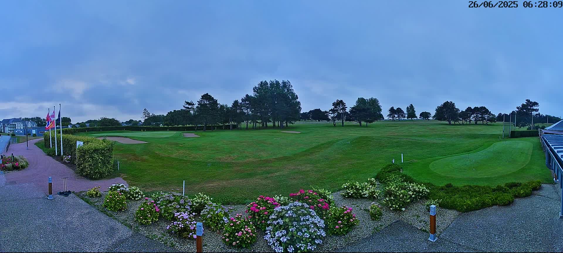 Golf de Dieppe Golf Pourville Court Live Cam - Dieppe, Seine-Maritime, Normandie, France