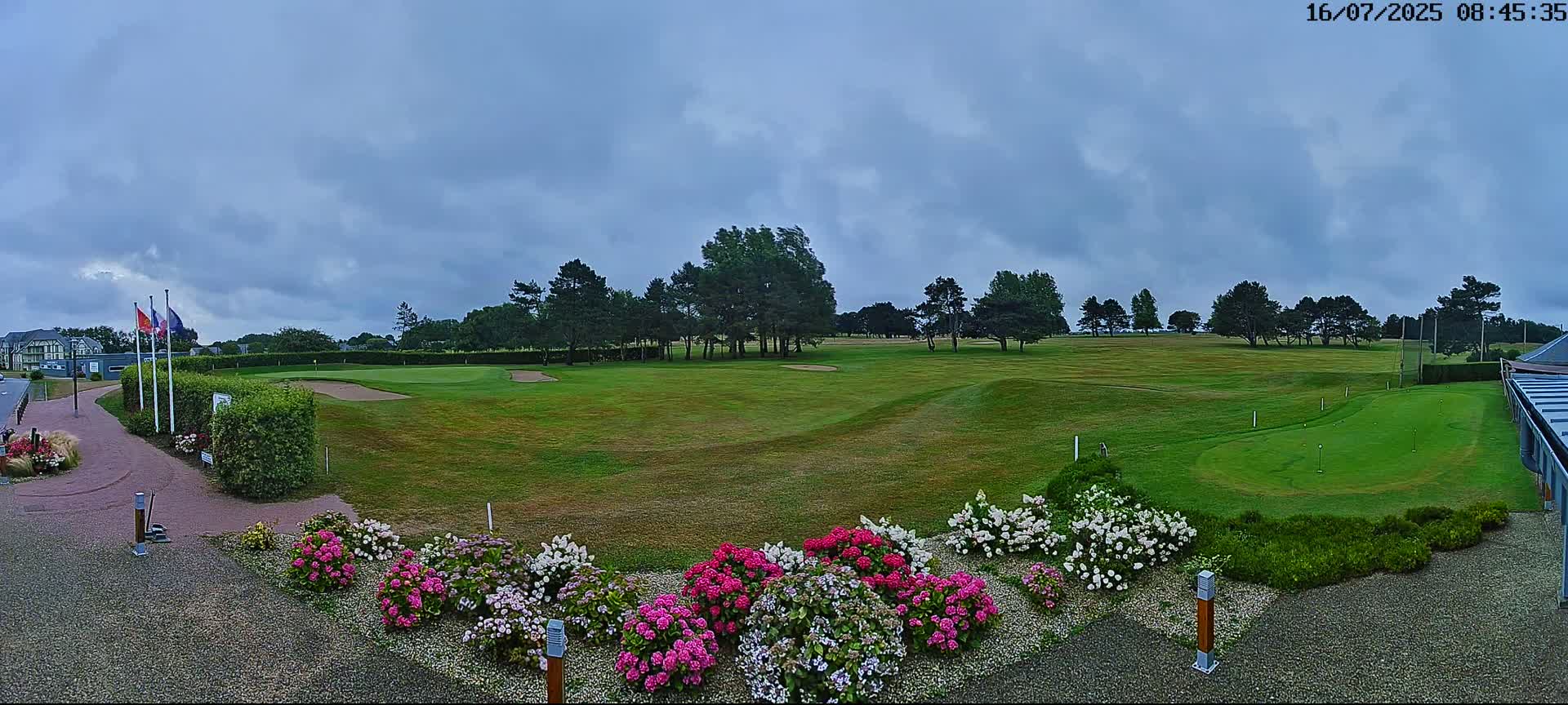 Golf de Dieppe Golf Pourville Court Live Cam - Dieppe, Seine-Maritime, Normandie, France