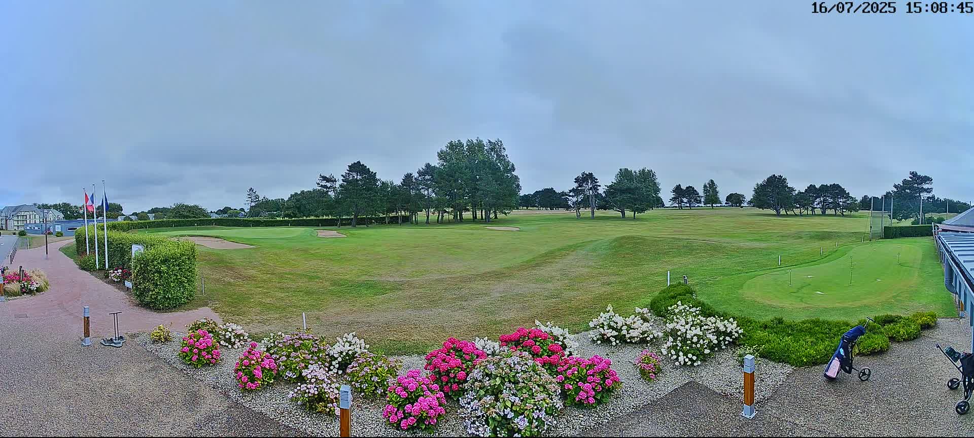 Golf de Dieppe Golf Pourville Court Live Cam - Dieppe, Seine-Maritime, Normandie, France