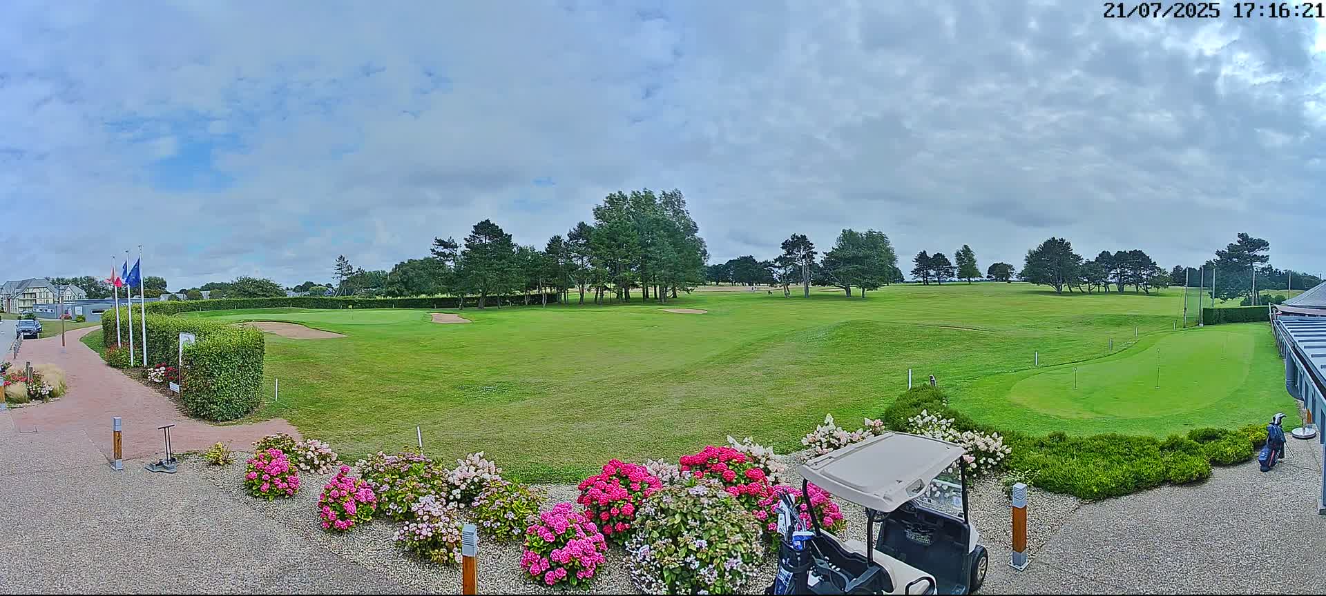 Golf de Dieppe Golf Pourville Court Live Cam - Dieppe, Seine-Maritime, Normandie, France