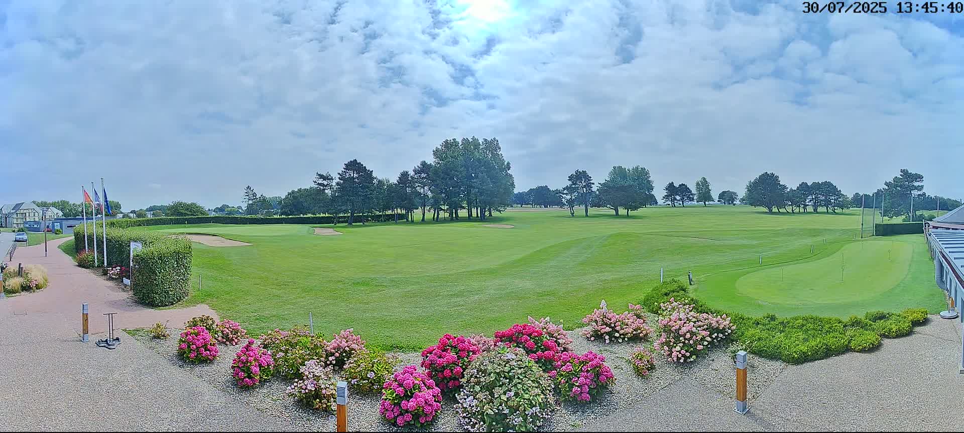 Golf de Dieppe Golf Pourville Court Live Cam - Dieppe, Seine-Maritime, Normandie, France