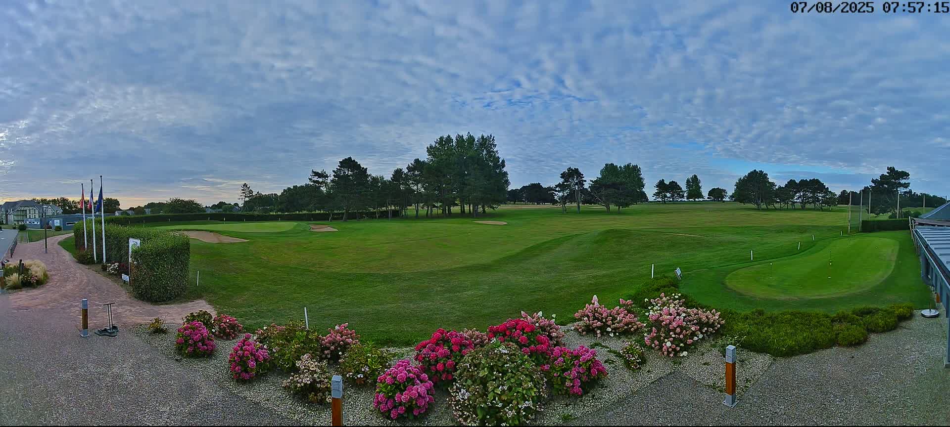 Golf de Dieppe Golf Pourville Court Live Cam - Dieppe, Seine-Maritime, Normandie, France