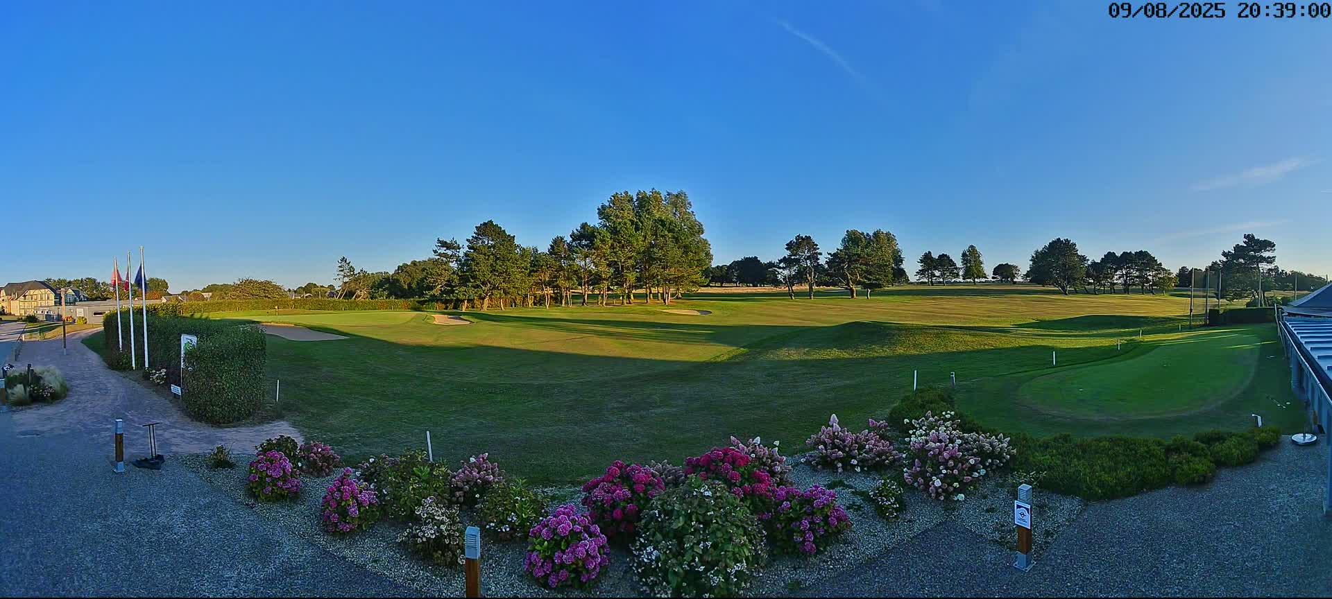 Golf de Dieppe Golf Pourville Court Live Cam - Dieppe, Seine-Maritime, Normandie, France