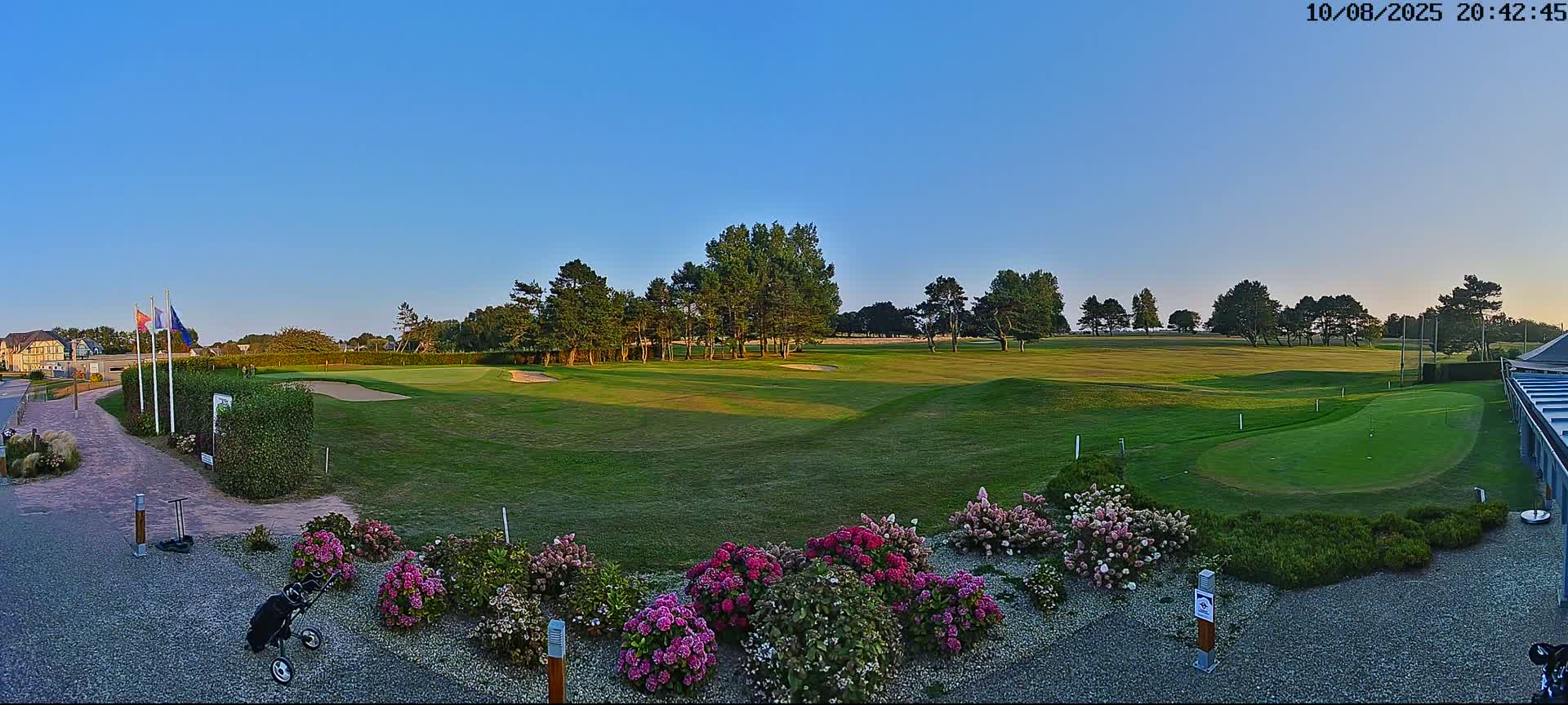 Golf de Dieppe Golf Pourville Court Live Cam - Dieppe, Seine-Maritime, Normandie, France
