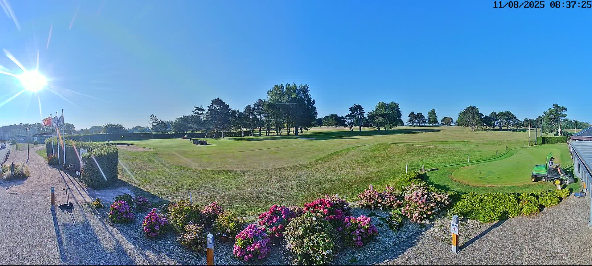 Golf de Dieppe Golf Pourville Court Live Cam - Dieppe, Seine-Maritime, Normandie, France