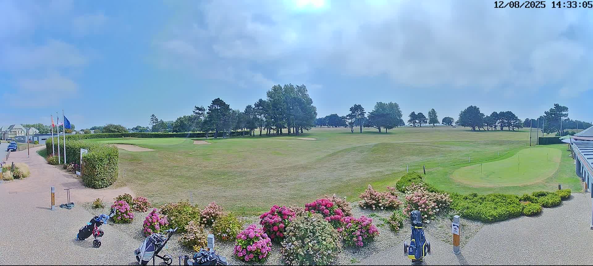 Golf de Dieppe Golf Pourville Court Live Cam - Dieppe, Seine-Maritime, Normandie, France