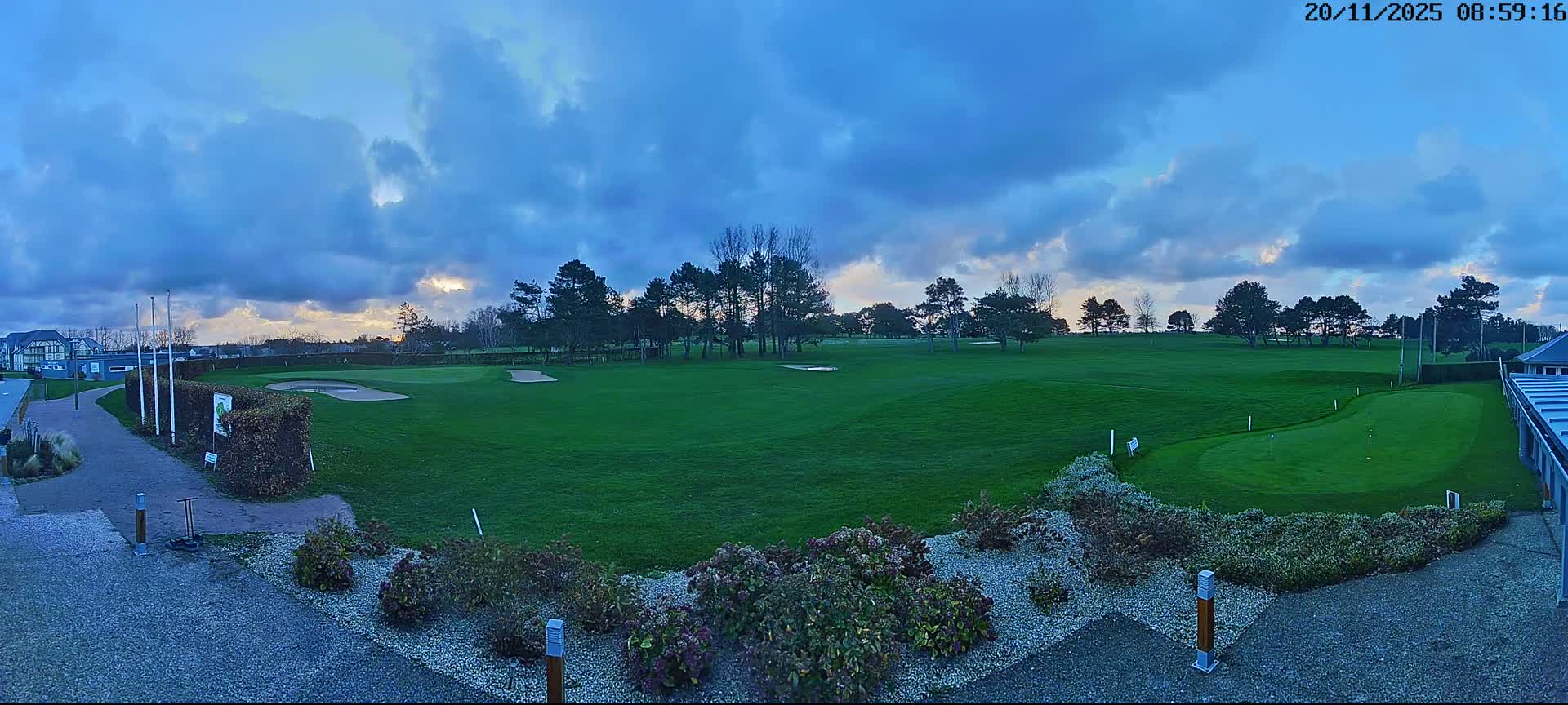 Golf de Dieppe Golf Pourville Court Live Cam - Dieppe, Seine-Maritime, Normandie, France