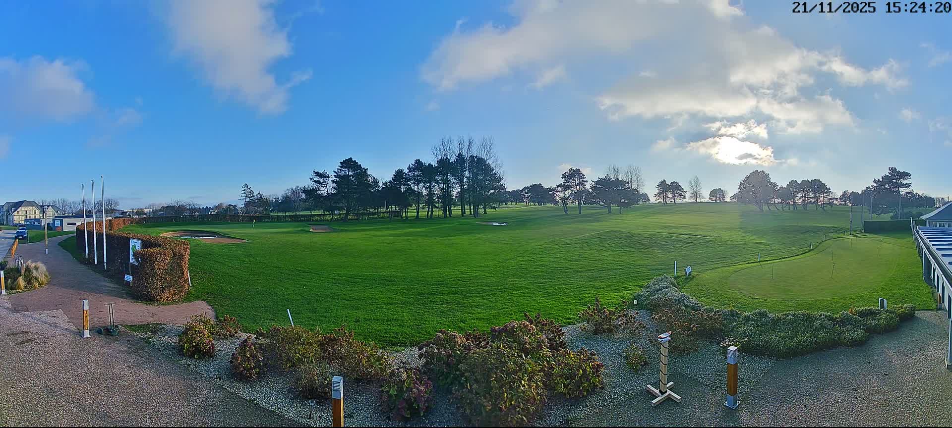 Golf de Dieppe Golf Pourville Court Live Cam - Dieppe, Seine-Maritime, Normandie, France
