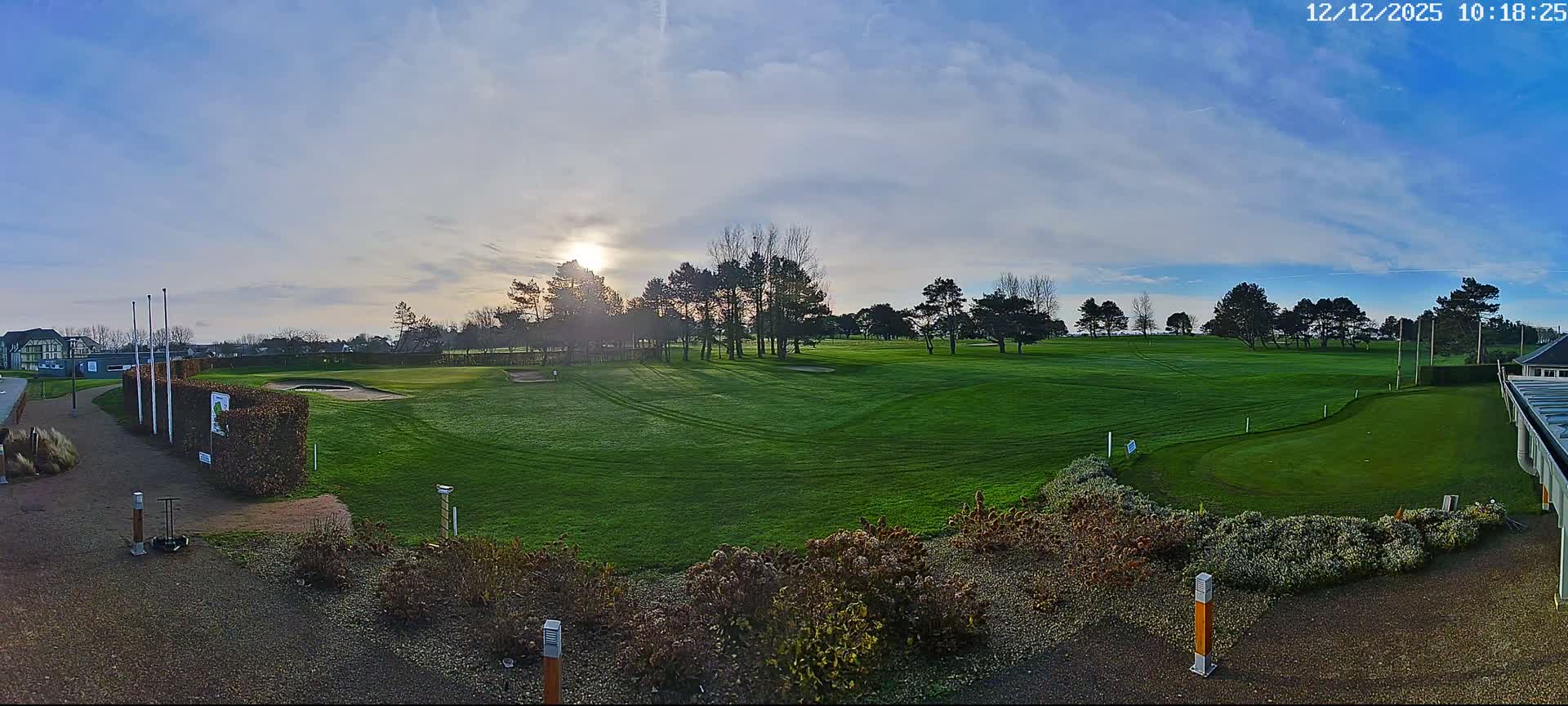 Golf de Dieppe Golf Pourville Court Live Cam - Dieppe, Seine-Maritime, Normandie, France