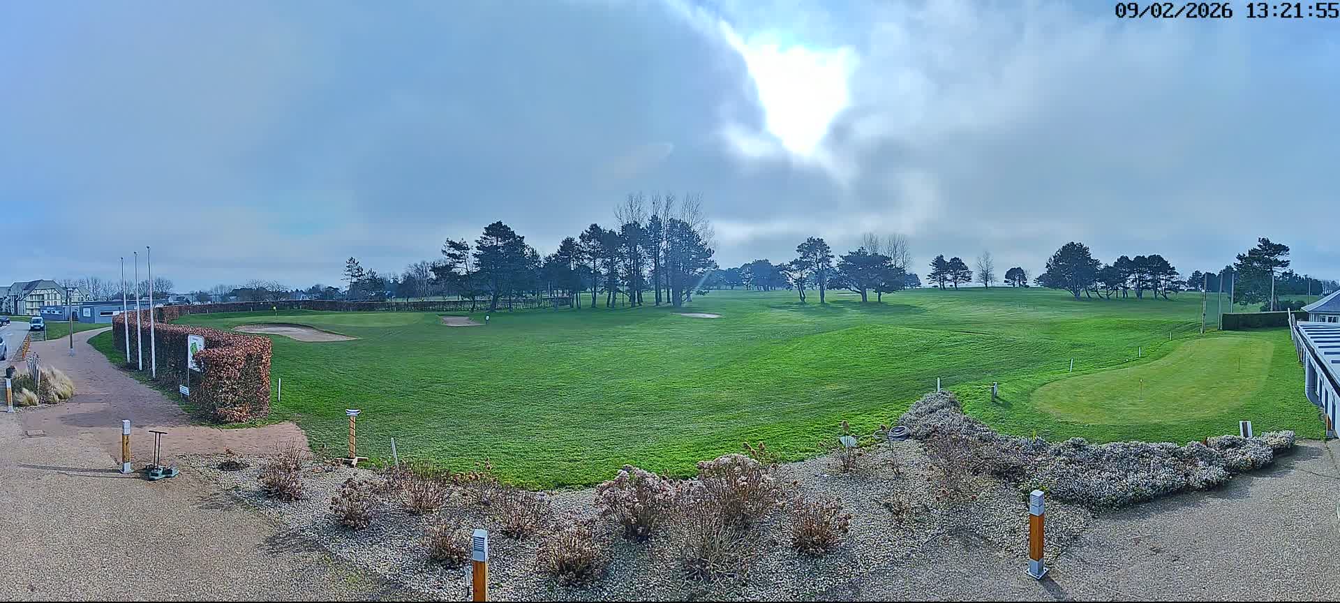 Golf de Dieppe Golf Pourville Court Live Cam - Dieppe, Seine-Maritime, Normandie, France