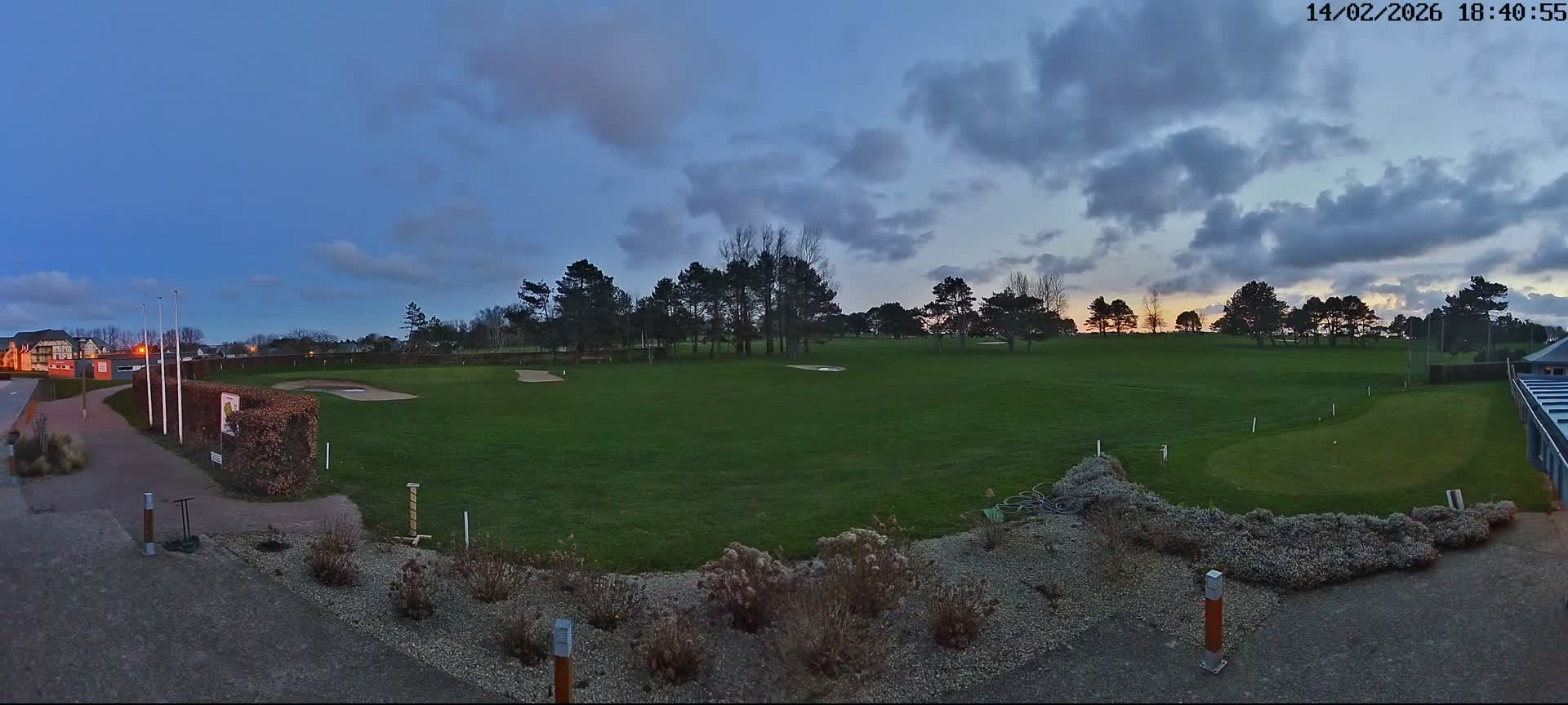 Golf de Dieppe Golf Pourville Court Live Cam - Dieppe, Seine-Maritime, Normandie, France