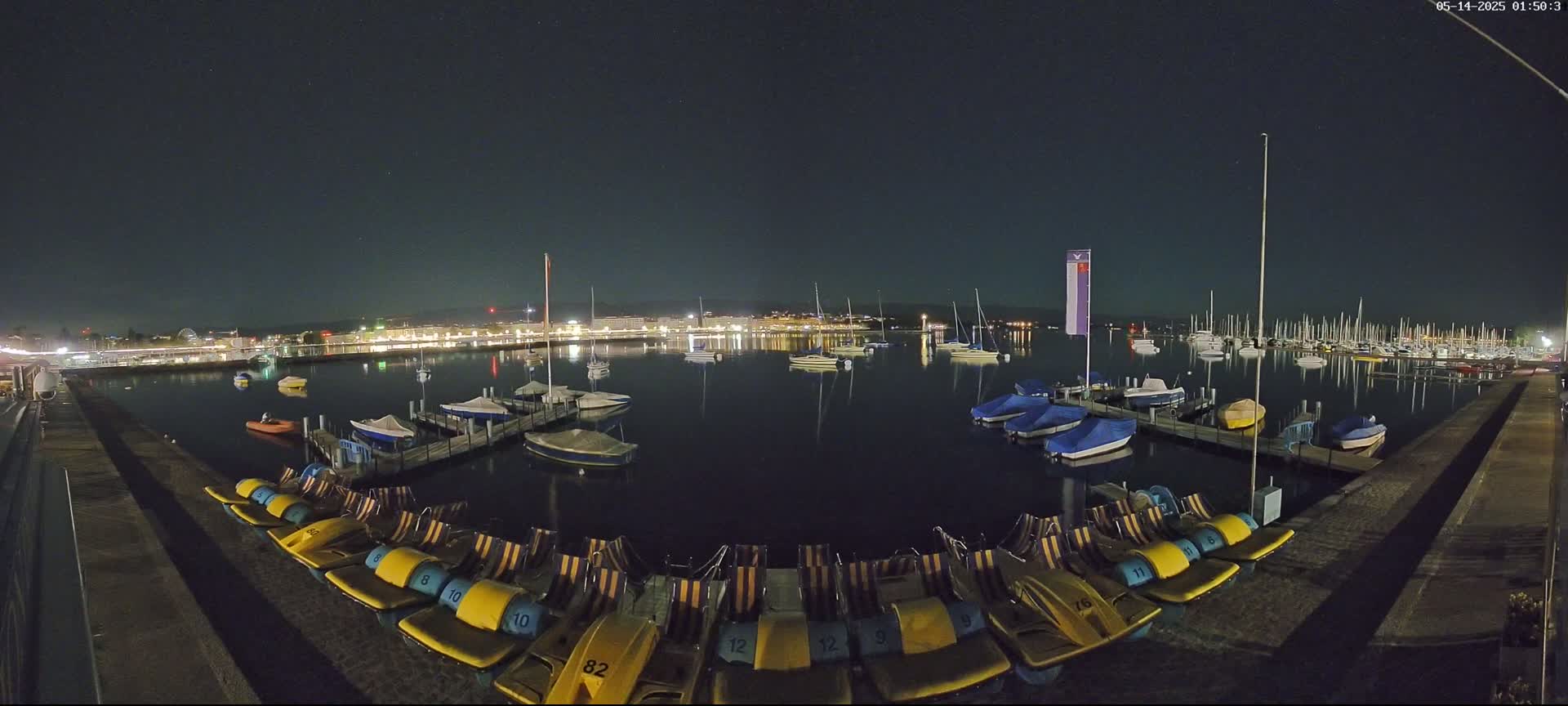 Lake Geneva & (Lac Leman) Coast & Geneve City Les Corsaires Live Cam - Eaux -Vives, Genève, Geneva, Switzerland