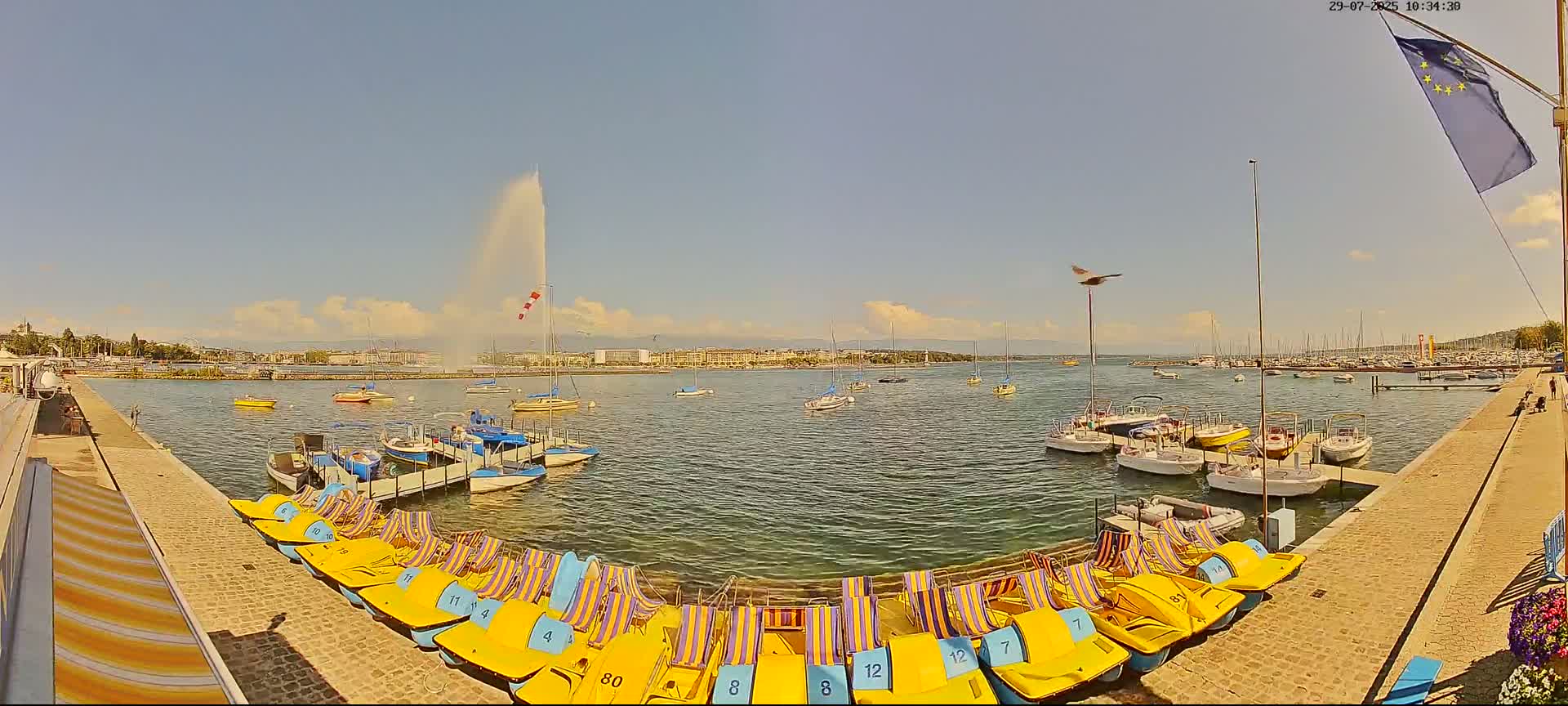 Lake Geneva & (Lac Leman) Coast & Geneve City Les Corsaires Live Cam - Eaux -Vives, Genève, Geneva, Switzerland