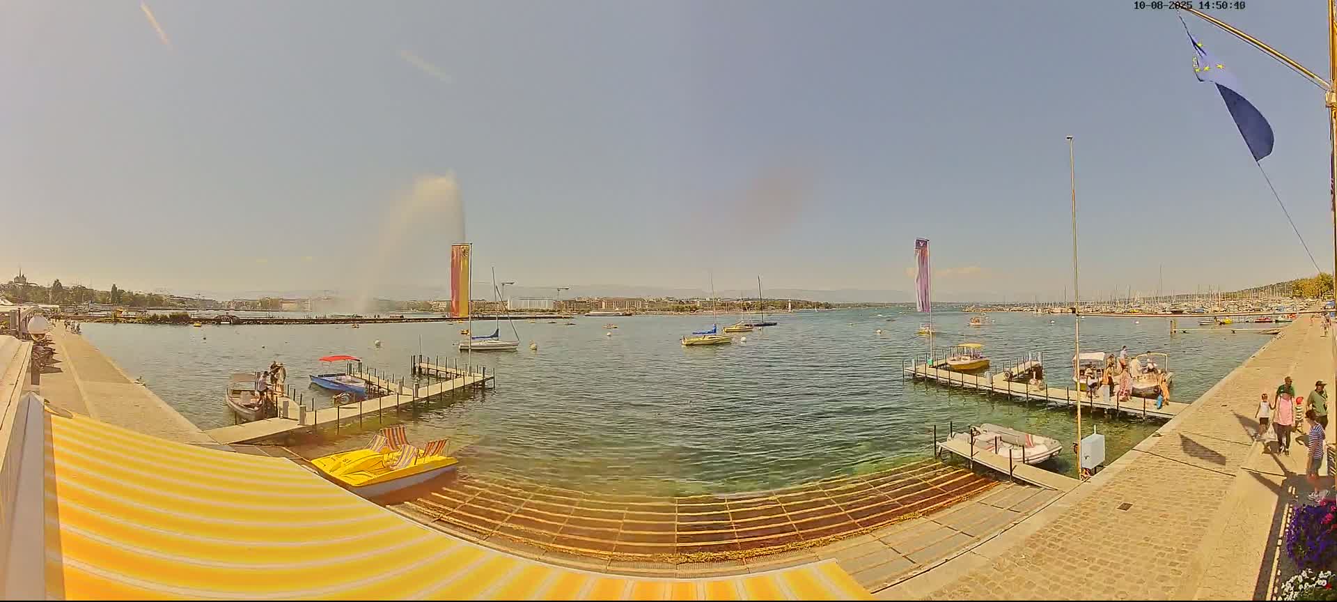 Lake Geneva & (Lac Leman) Coast & Geneve City Les Corsaires Live Cam - Eaux -Vives, Genève, Geneva, Switzerland