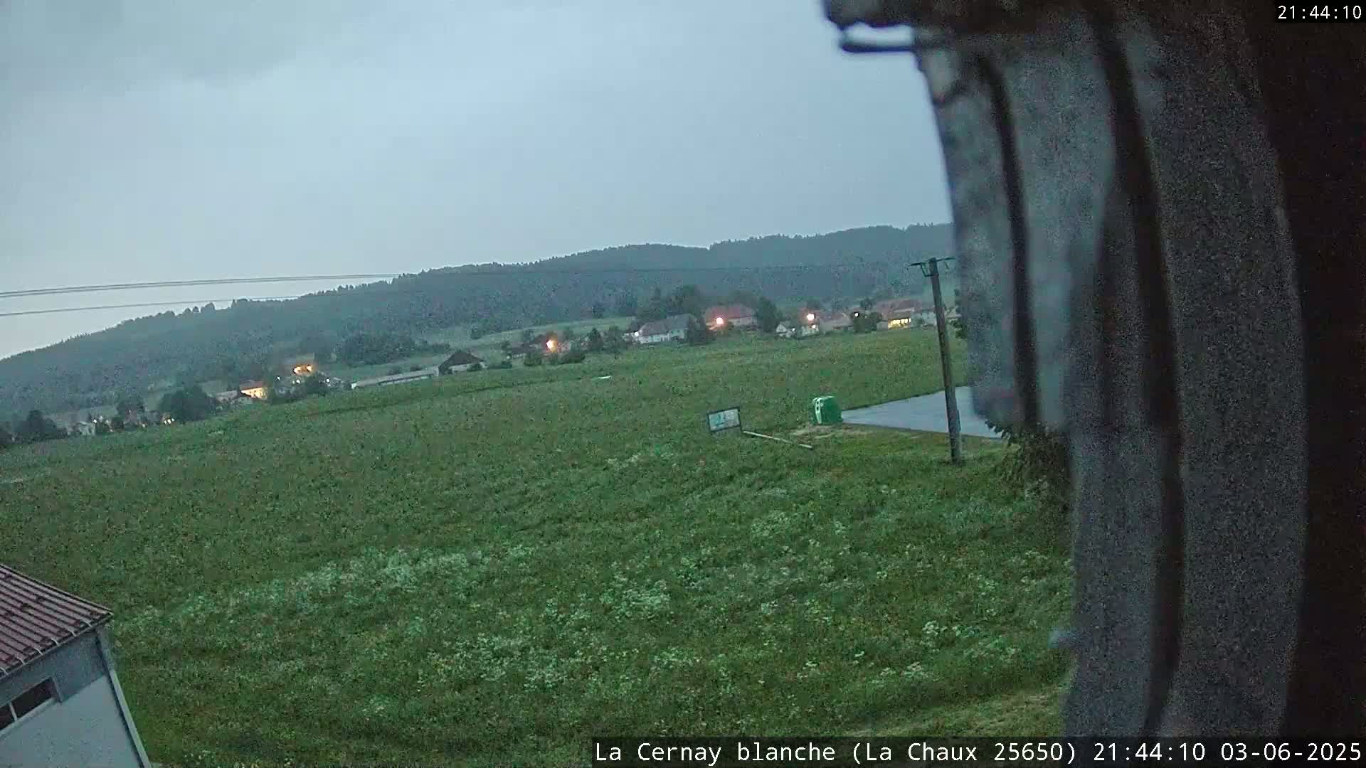 La Cernay Blanche Ski & Sport Area - La Chaux Village Live Cam - Pontarlier, Doubs, Bourgogne-Franche-Comte, France