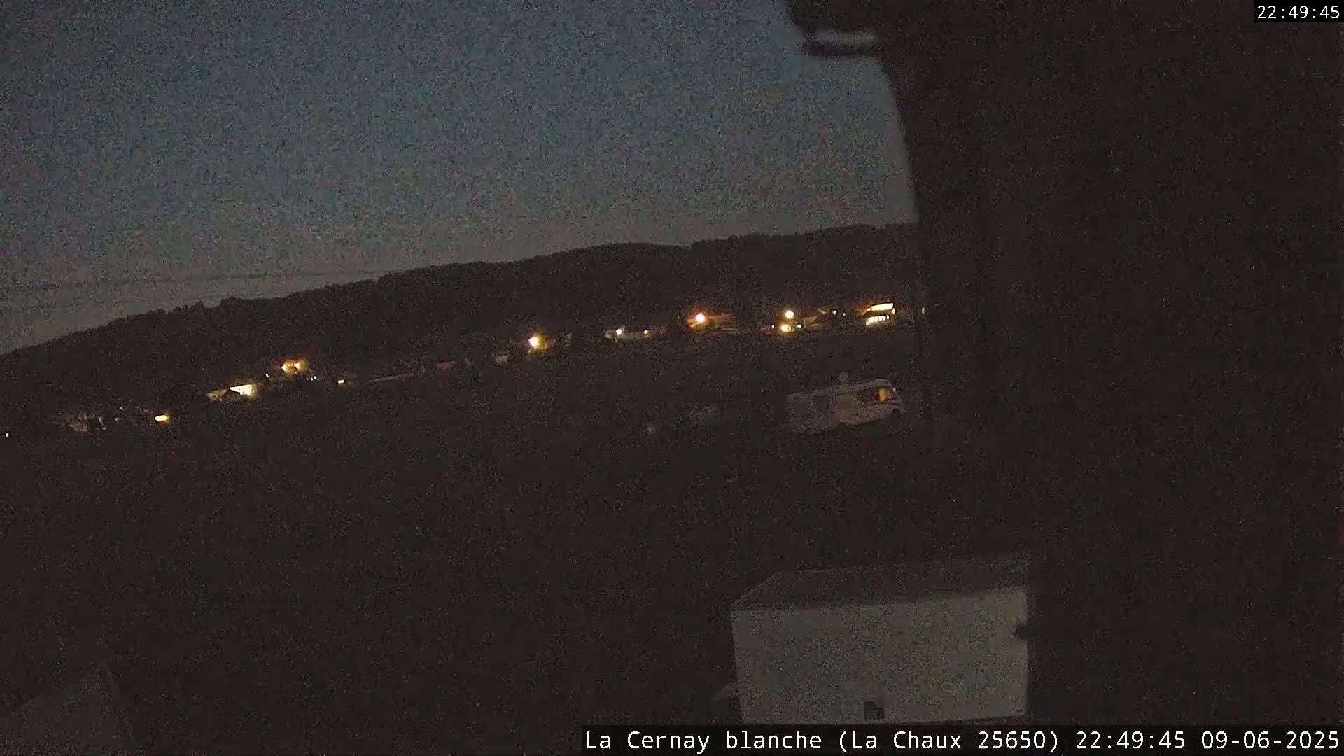 La Cernay Blanche Ski & Sport Area - La Chaux Village Live Cam - Pontarlier, Doubs, Bourgogne-Franche-Comte, France