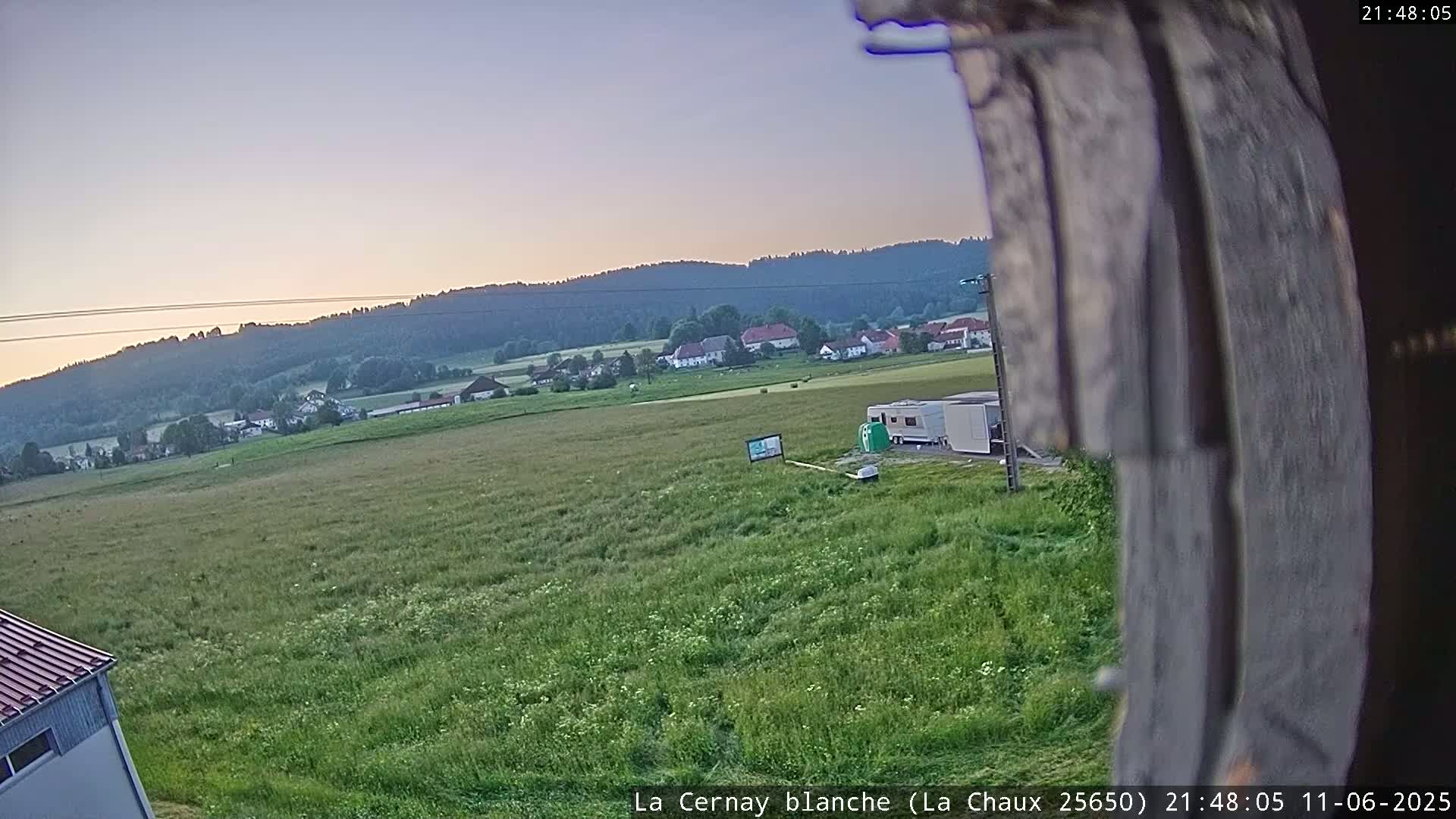 La Cernay Blanche Ski & Sport Area - La Chaux Village Live Cam - Pontarlier, Doubs, Bourgogne-Franche-Comte, France