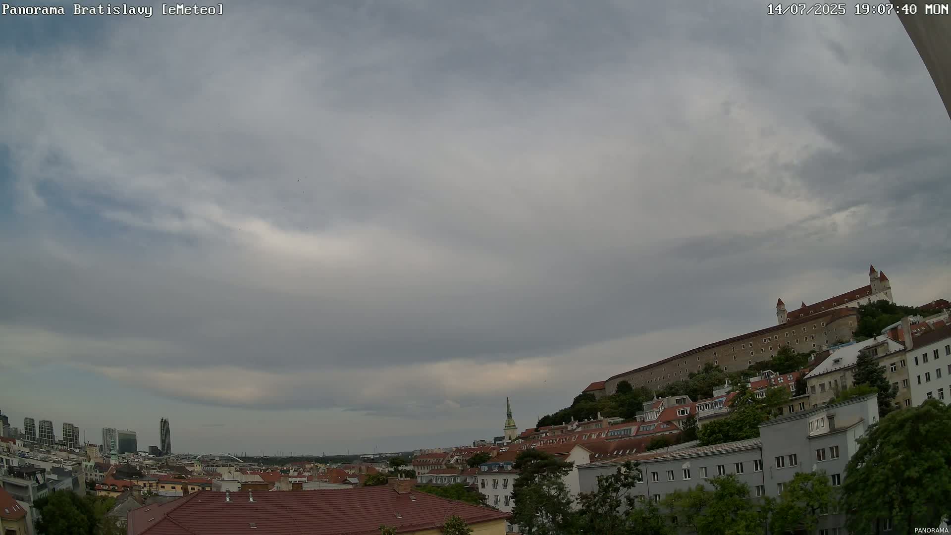 Bratislava City Southeast View Skyline  Live Cam - Stare Mesto, Okres Bratislava I, Bratislava, Slovakia
