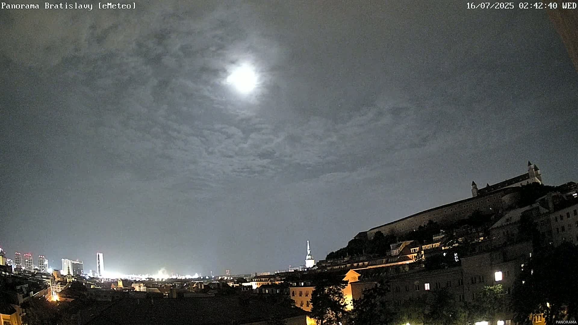 Bratislava City Southeast View Skyline  Live Cam - Stare Mesto, Okres Bratislava I, Bratislava, Slovakia