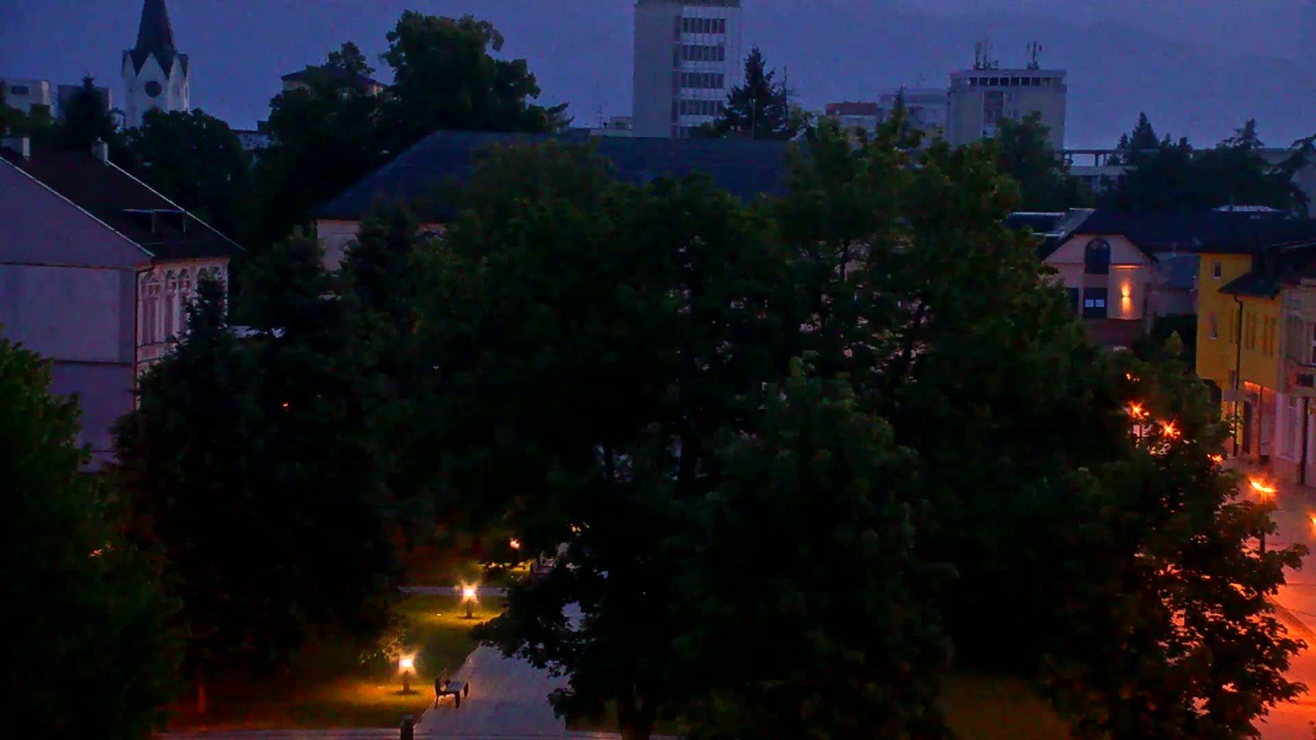  Martin City Center & Malú Fatra National Mountain Range Park Live Cam - Martin, Okres Martin, Zilina, Slovakia
