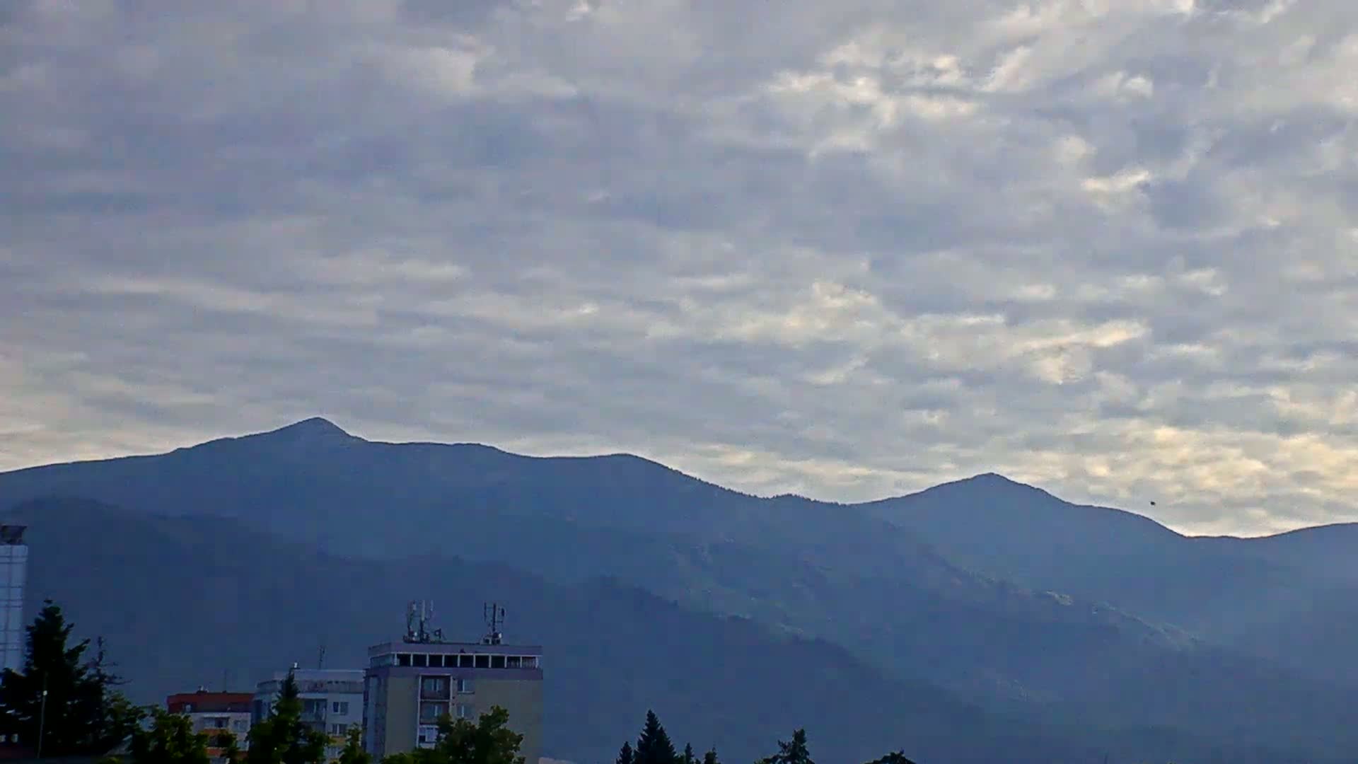  Martin City Center & Malú Fatra National Mountain Range Park Live Cam - Martin, Okres Martin, Zilina, Slovakia