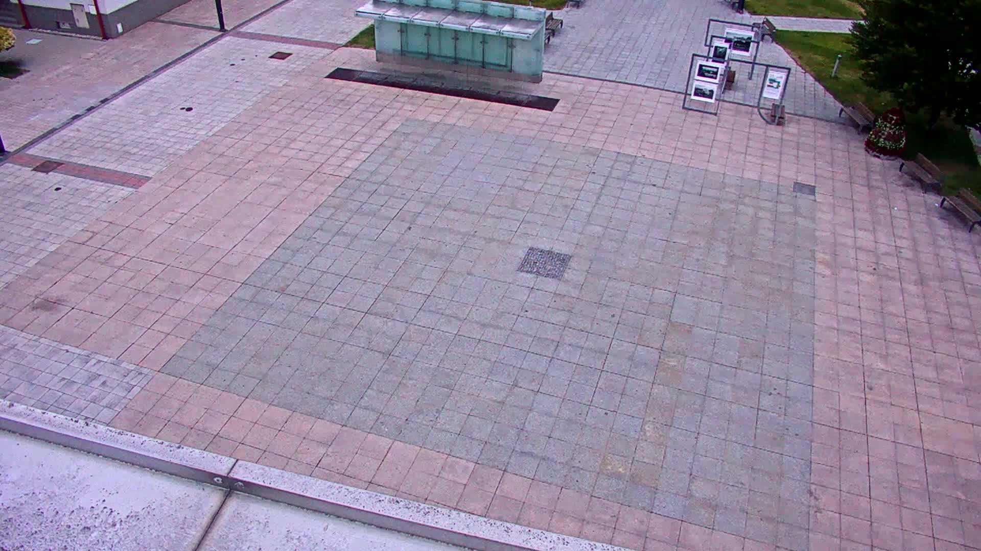  Martin City Center & Malú Fatra National Mountain Range Park Live Cam - Martin, Okres Martin, Zilina, Slovakia
