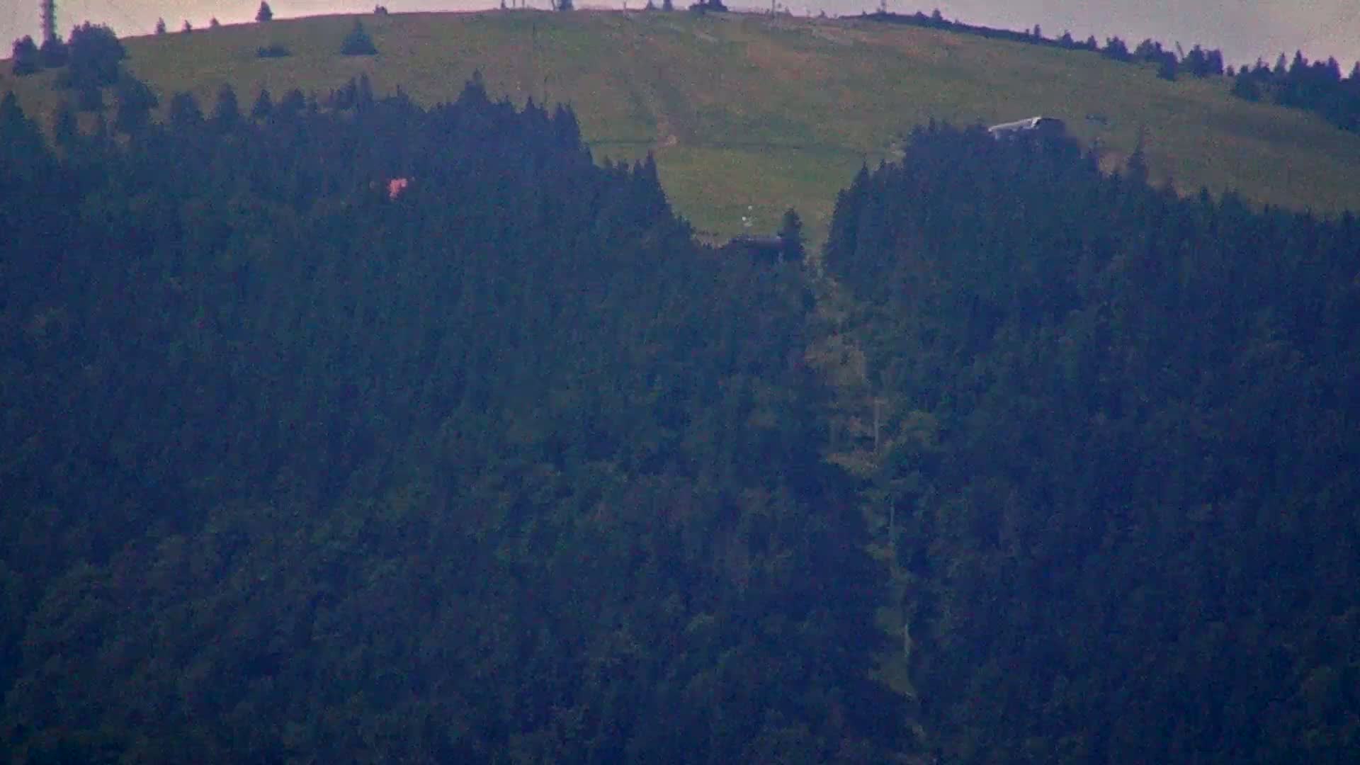  Martin City Center & Malú Fatra National Mountain Range Park Live Cam - Martin, Okres Martin, Zilina, Slovakia