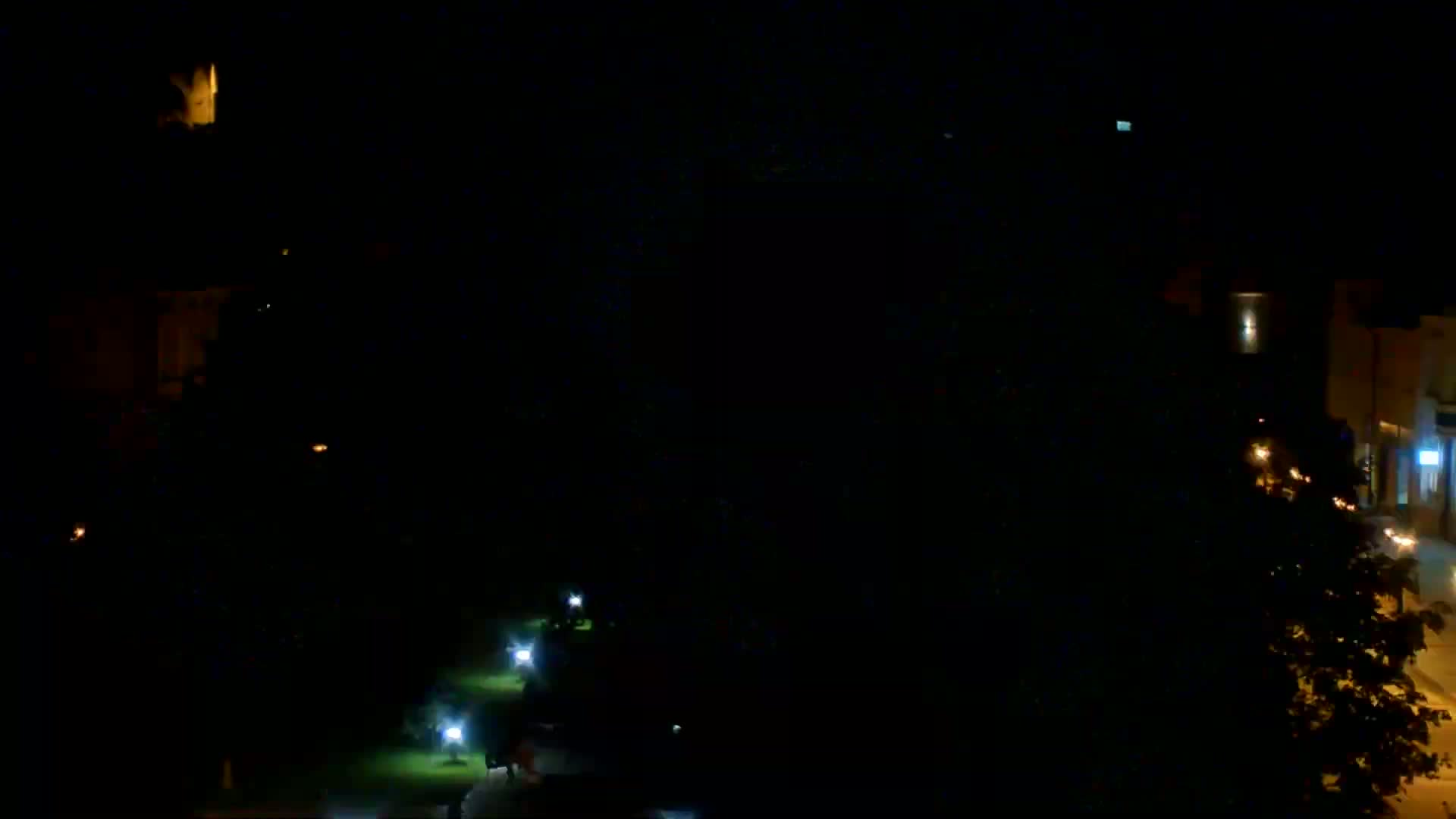  Martin City Center & Malú Fatra National Mountain Range Park Live Cam - Martin, Okres Martin, Zilina, Slovakia