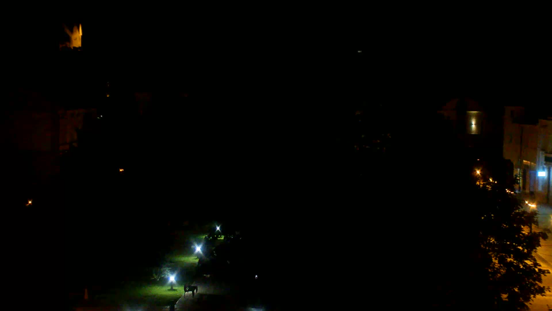  Martin City Center & Malú Fatra National Mountain Range Park Live Cam - Martin, Okres Martin, Zilina, Slovakia