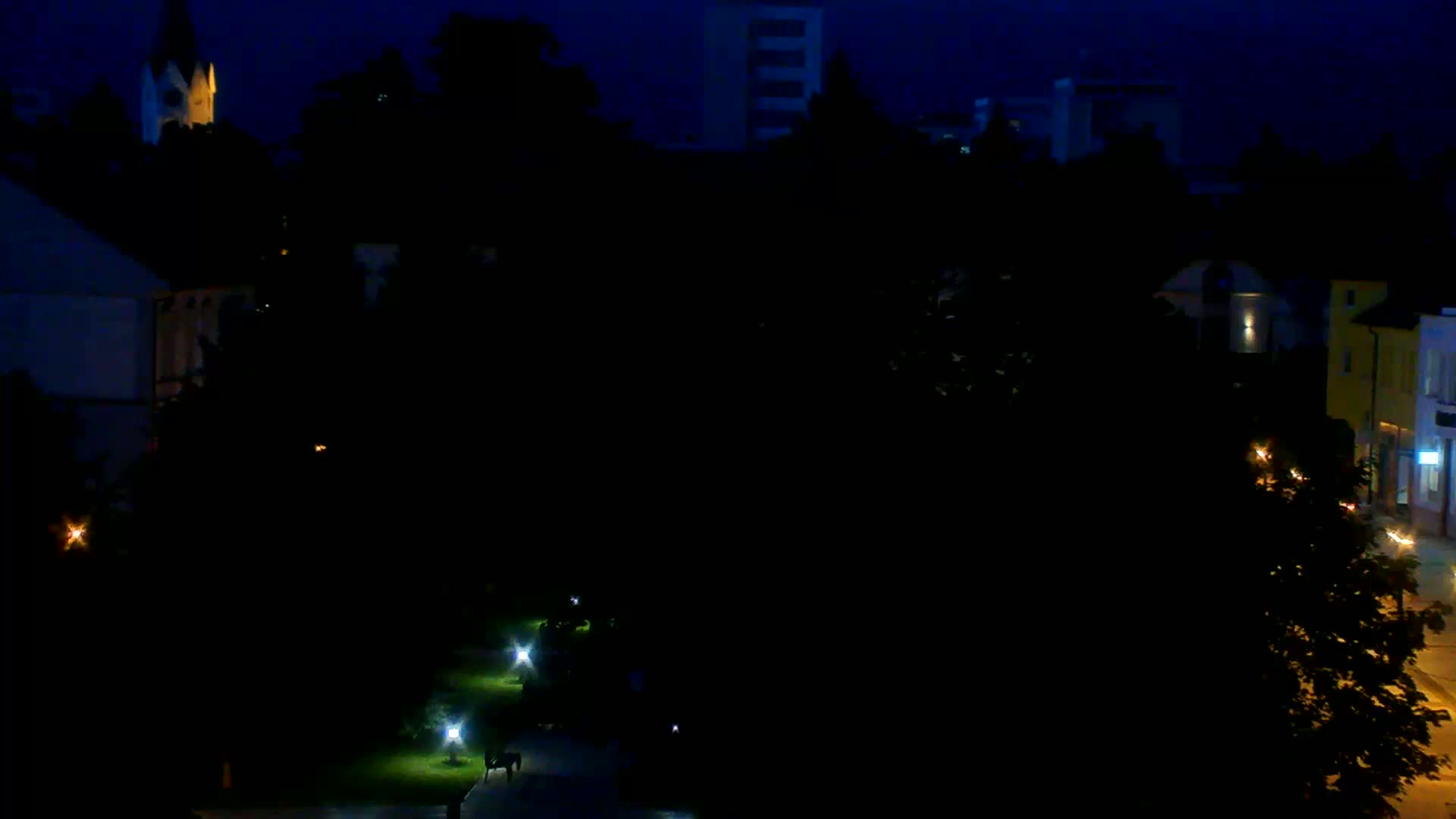  Martin City Center & Malú Fatra National Mountain Range Park Live Cam - Martin, Okres Martin, Zilina, Slovakia