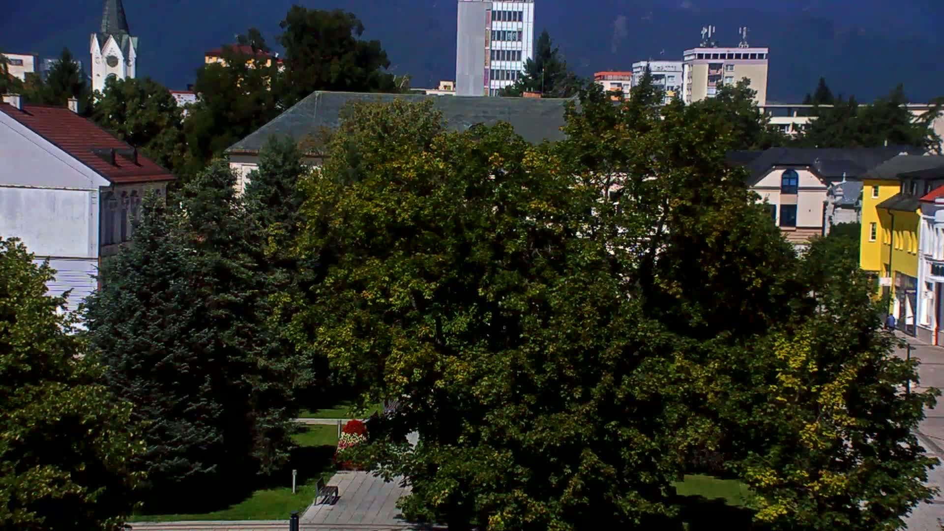  Martin City Center & Malú Fatra National Mountain Range Park Live Cam - Martin, Okres Martin, Zilina, Slovakia