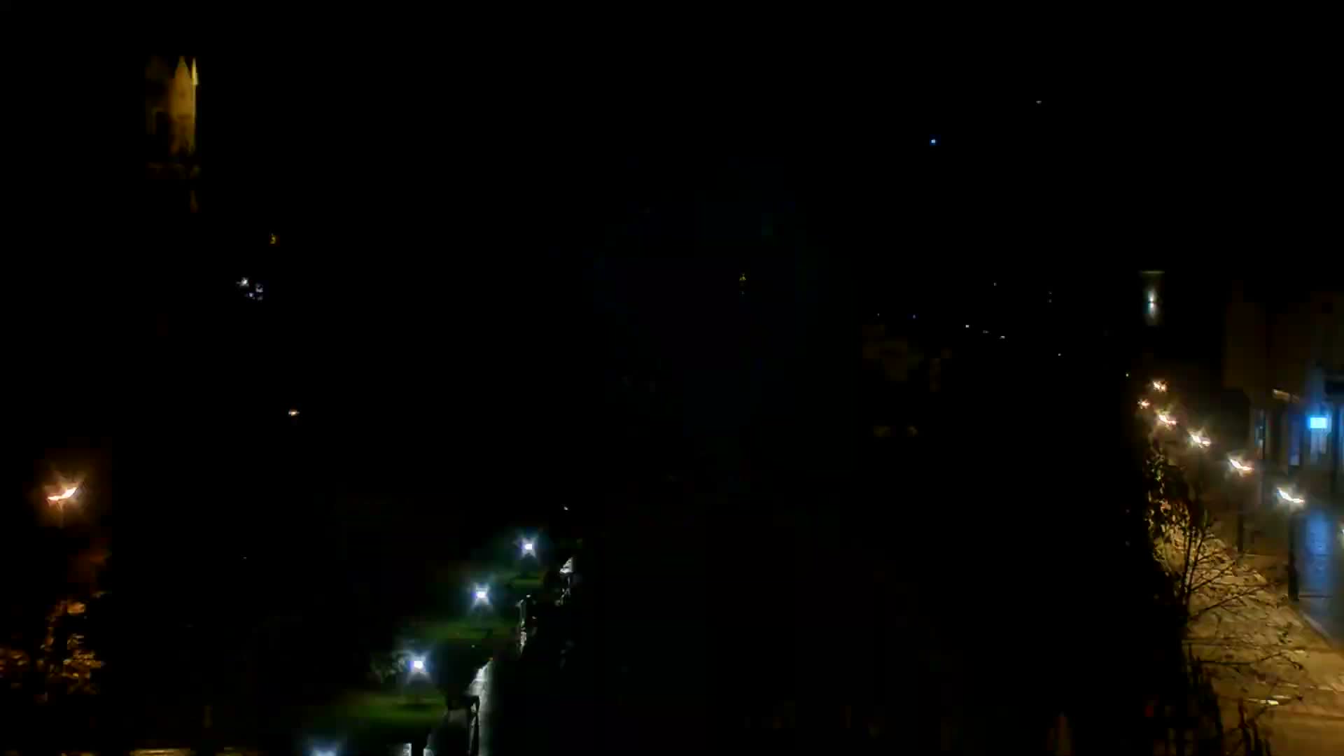 Martin City Center & Malú Fatra National Mountain Range Park Live Cam - Martin, Okres Martin, Zilina, Slovakia