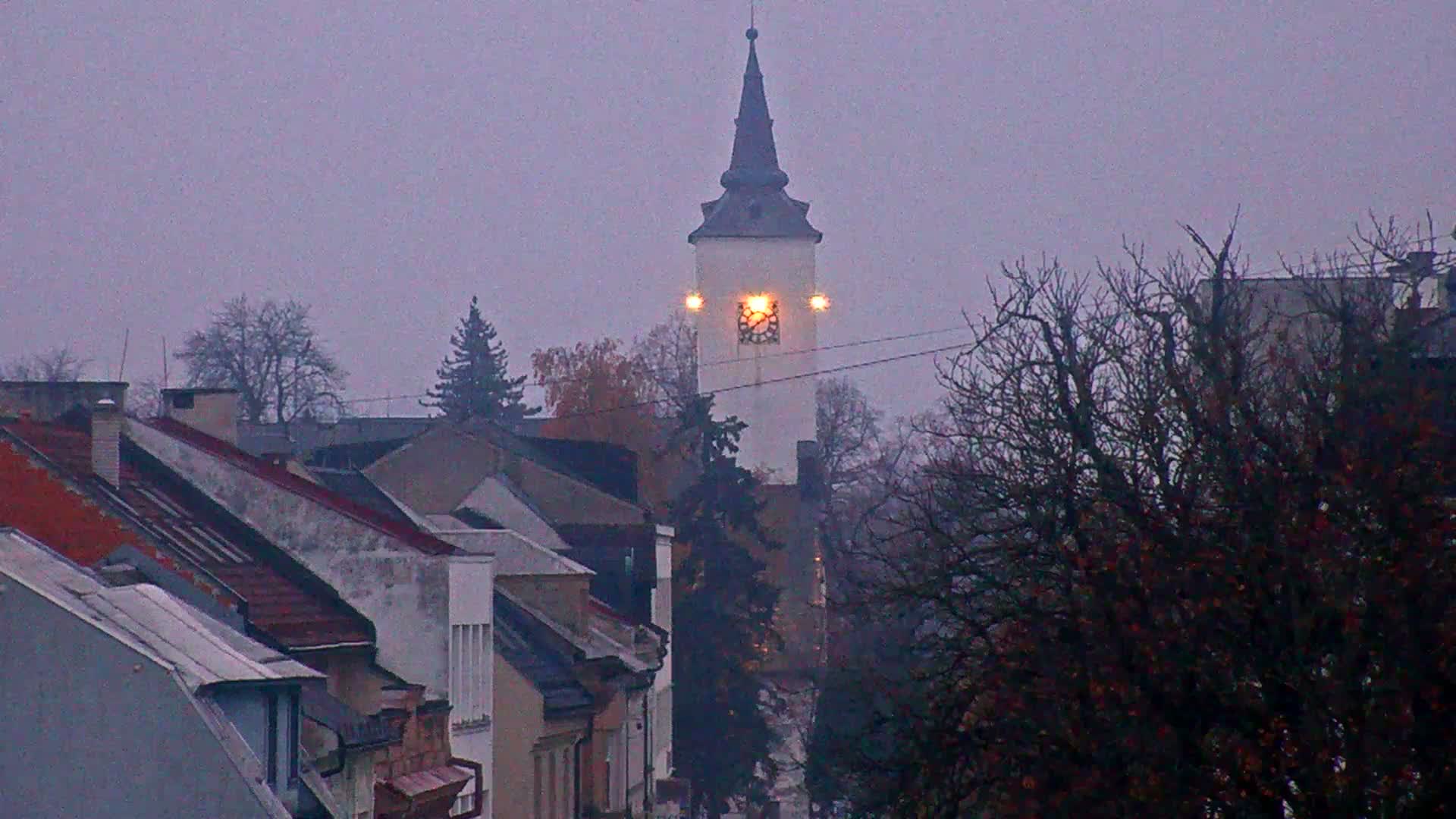 Martin City Center & Malú Fatra National Mountain Range Park Live Cam - Martin, Okres Martin, Zilina, Slovakia