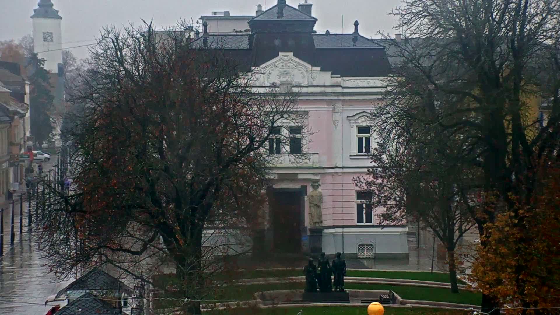 Martin City Center & Malú Fatra National Mountain Range Park Live Cam - Martin, Okres Martin, Zilina, Slovakia