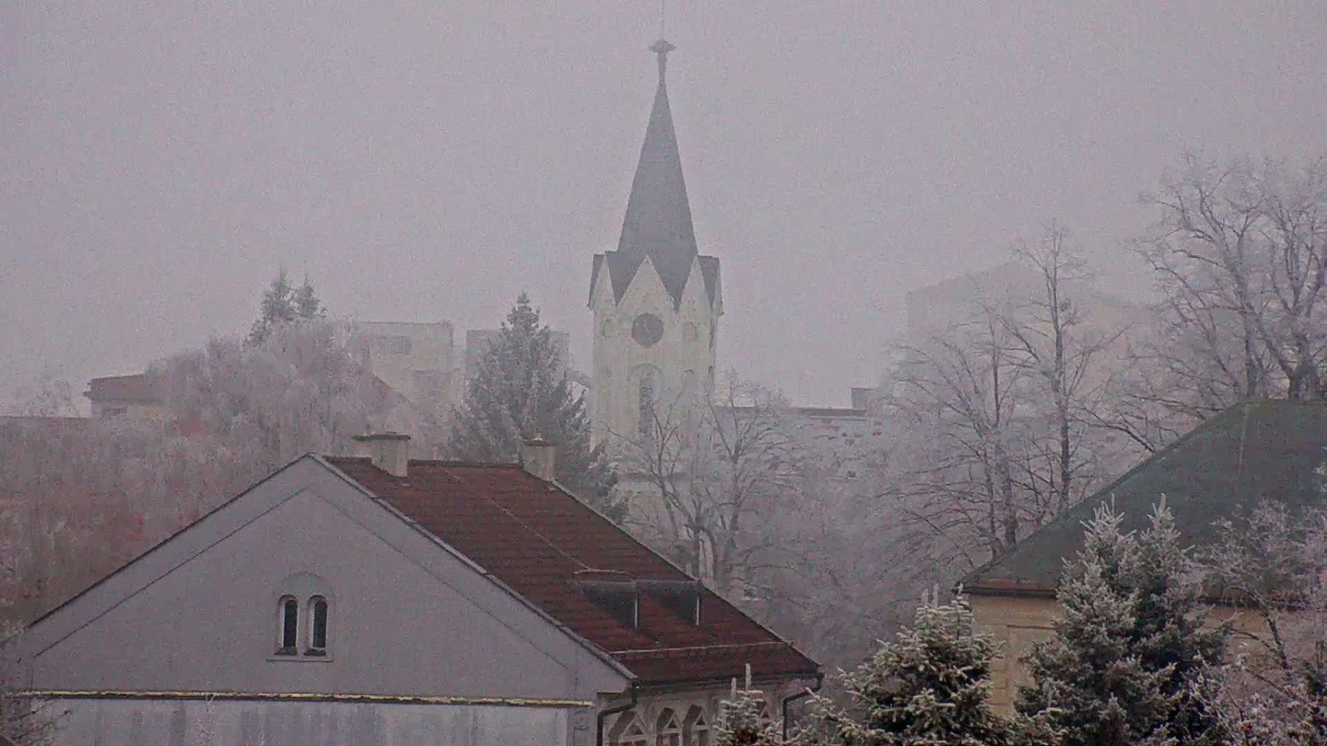 Martin City Center & Malú Fatra National Mountain Range Park Live Cam - Martin, Okres Martin, Zilina, Slovakia