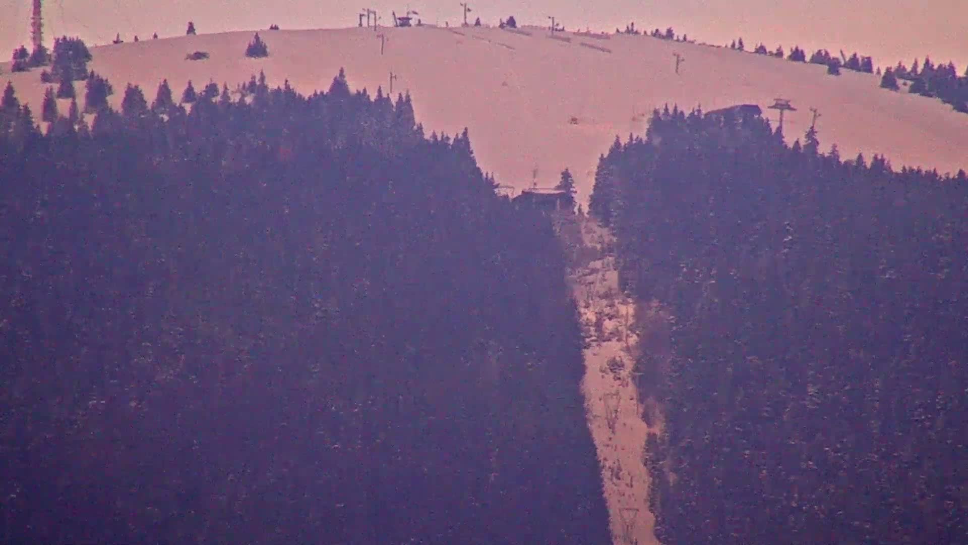 Martin City Center & Malú Fatra National Mountain Range Park Live Cam - Martin, Okres Martin, Zilina, Slovakia
