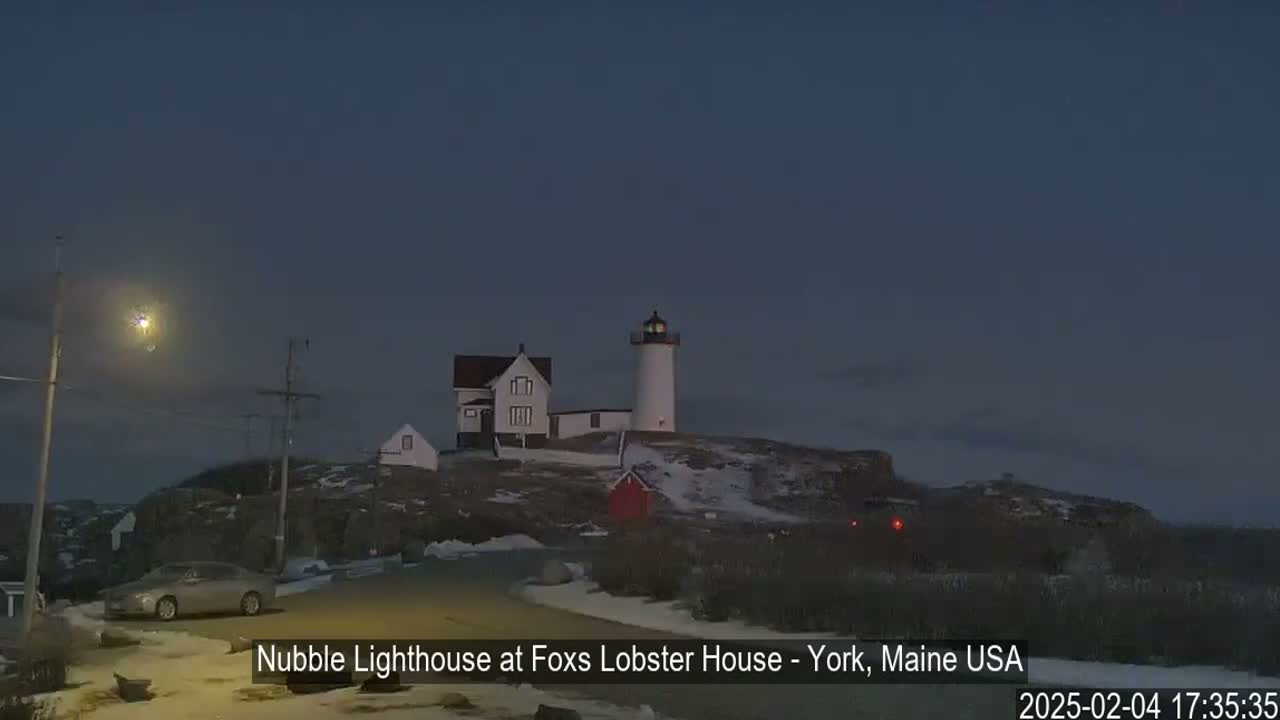 Nubble Lighthouse View Live Cam - York, Maine USA