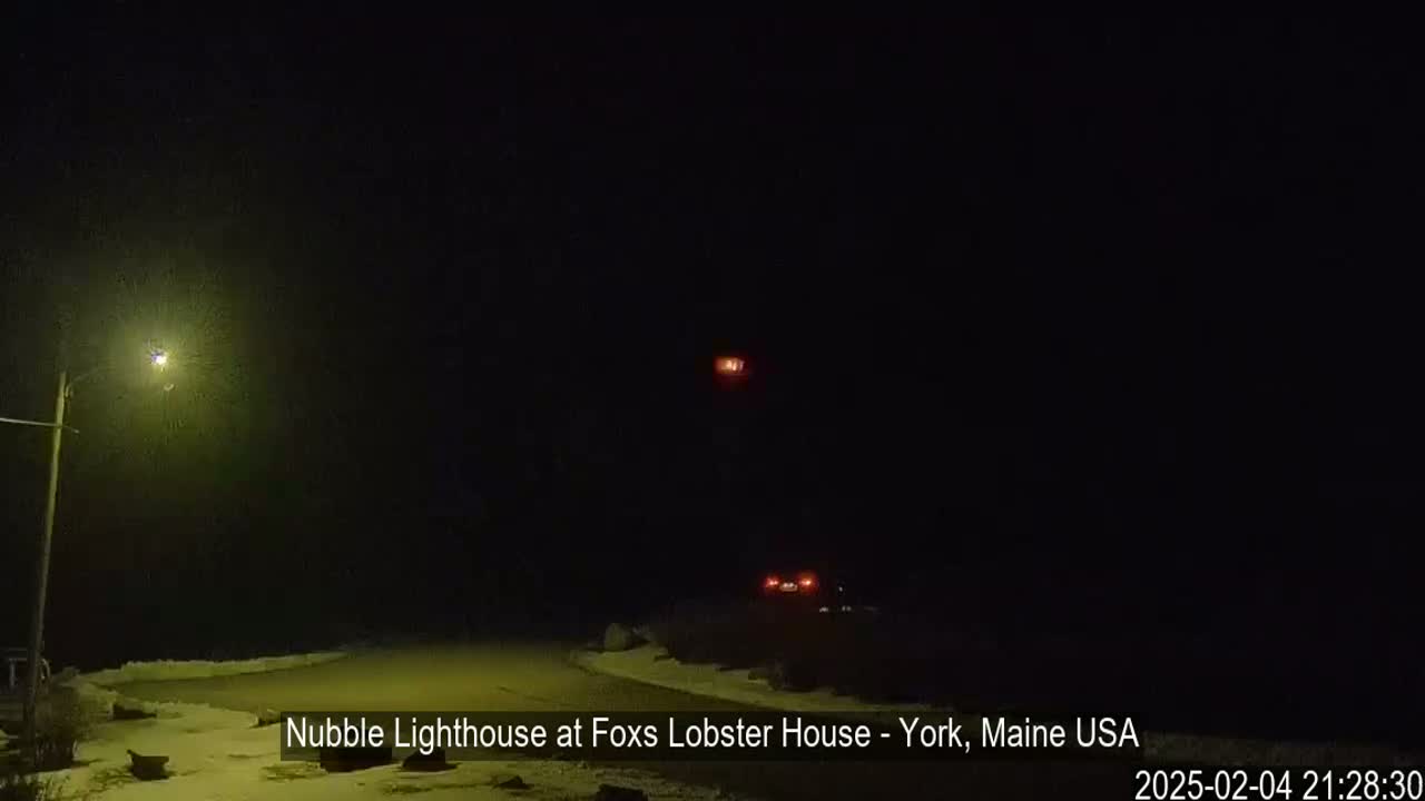 Nubble Lighthouse View Live Cam - York, Maine USA