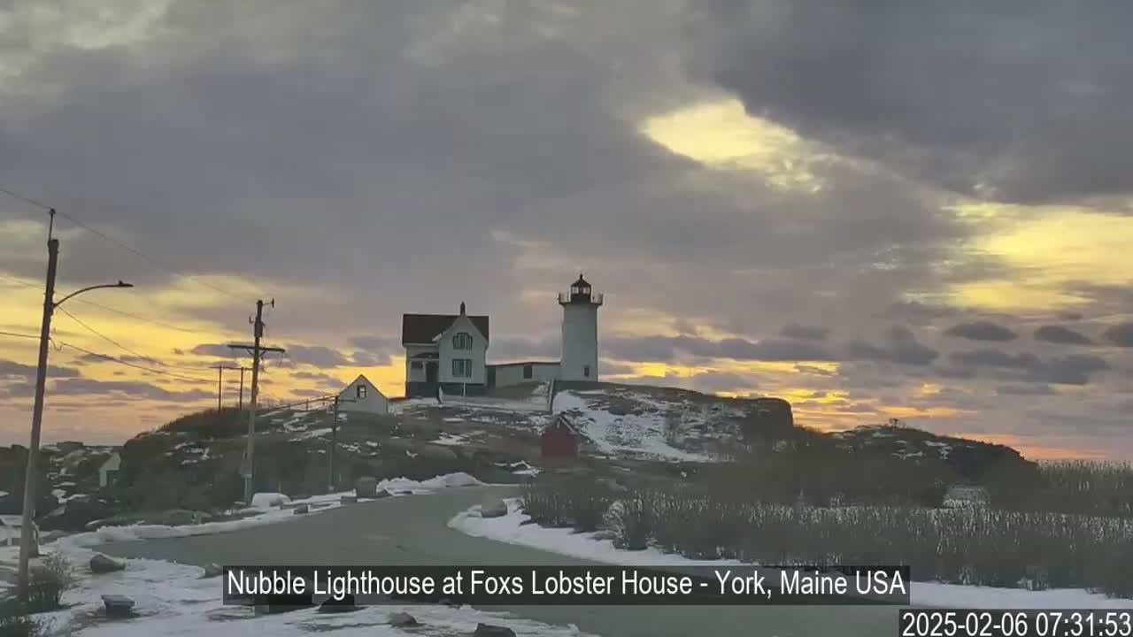 Nubble Lighthouse View Live Cam - York, Maine USA