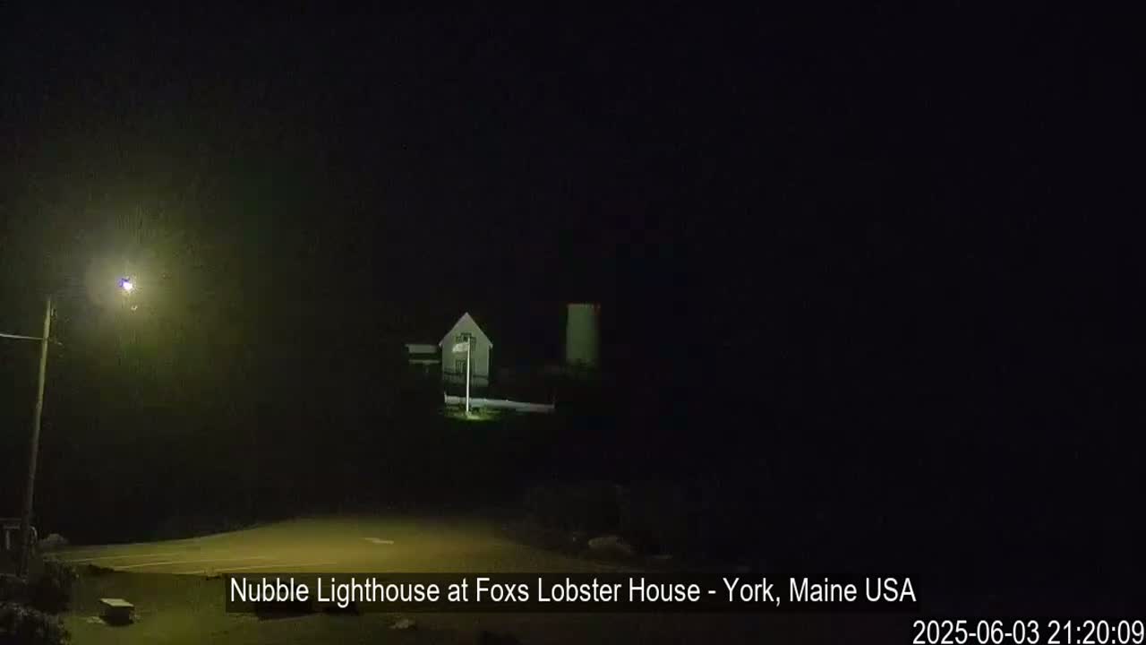 Nubble Lighthouse View Live Cam - York, Maine USA