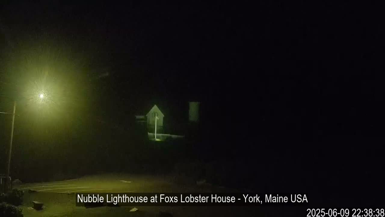 Nubble Lighthouse View Live Cam - York, Maine USA