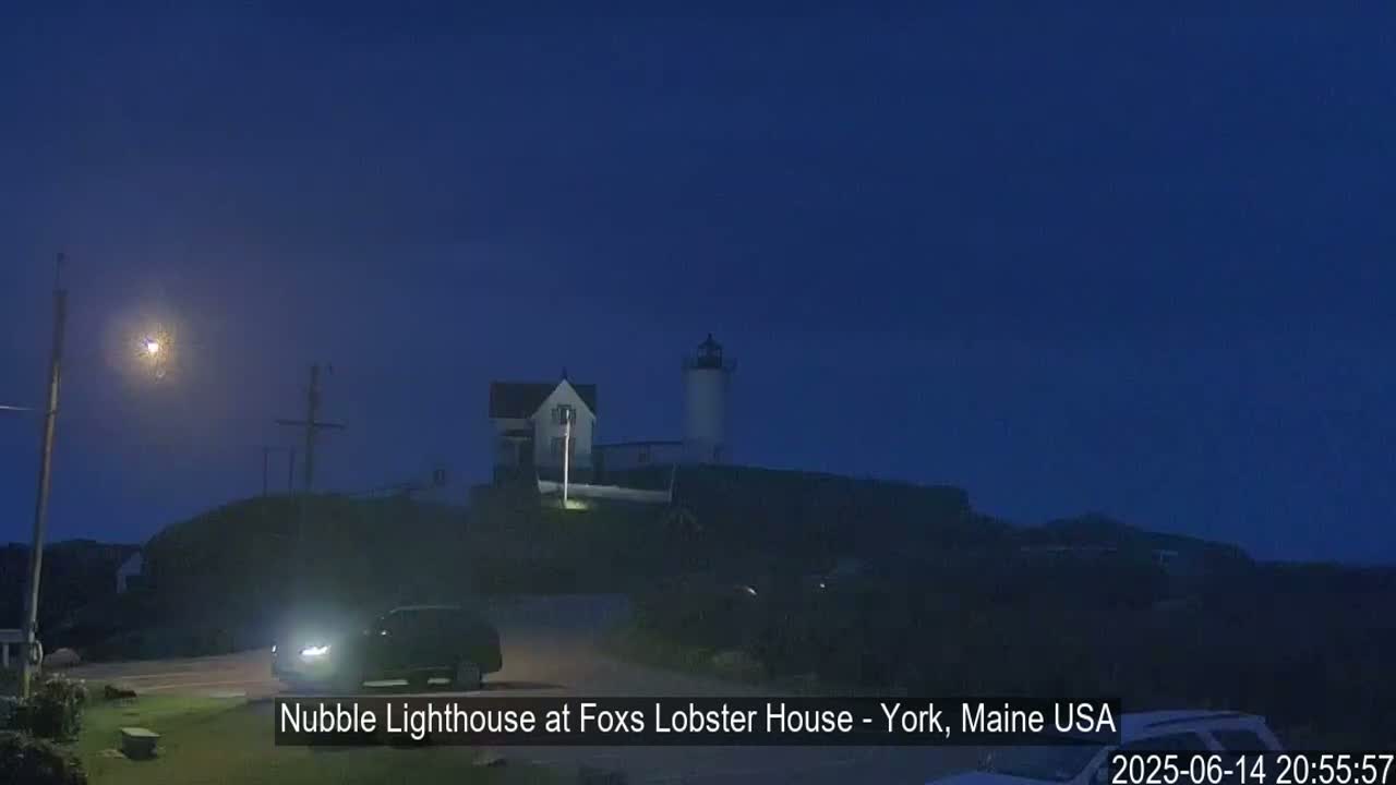 Nubble Lighthouse View Live Cam - York, Maine USA